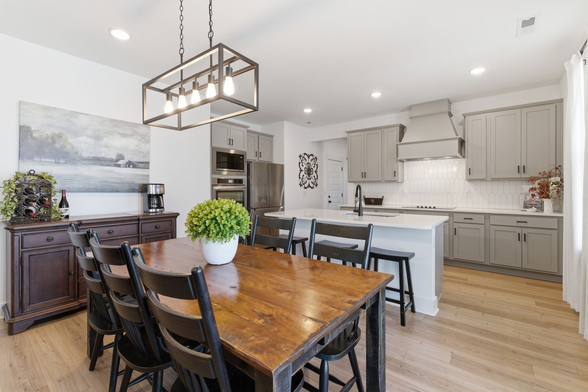 2332 Sachi Ct