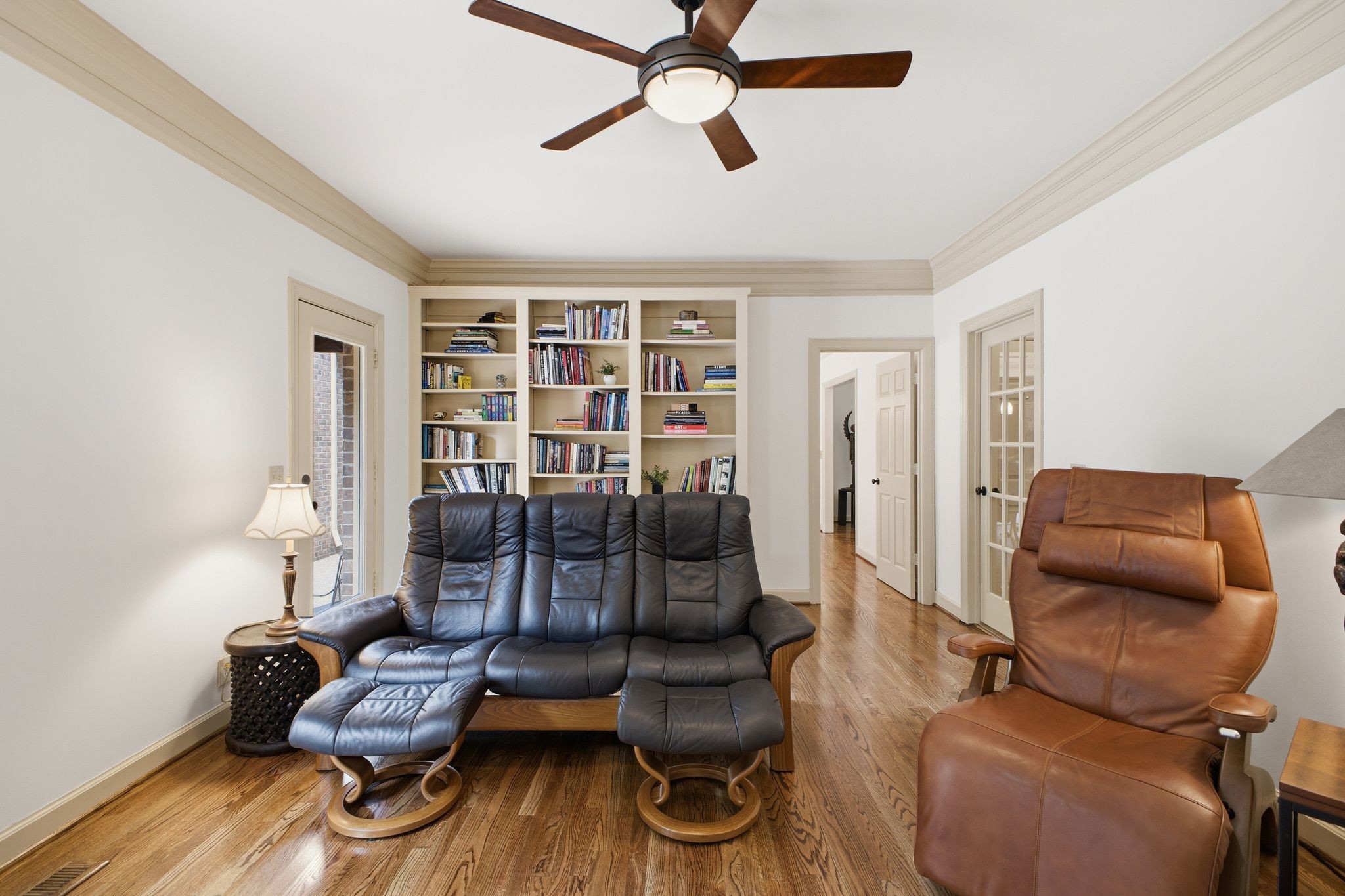 1464 Tyne Blvd