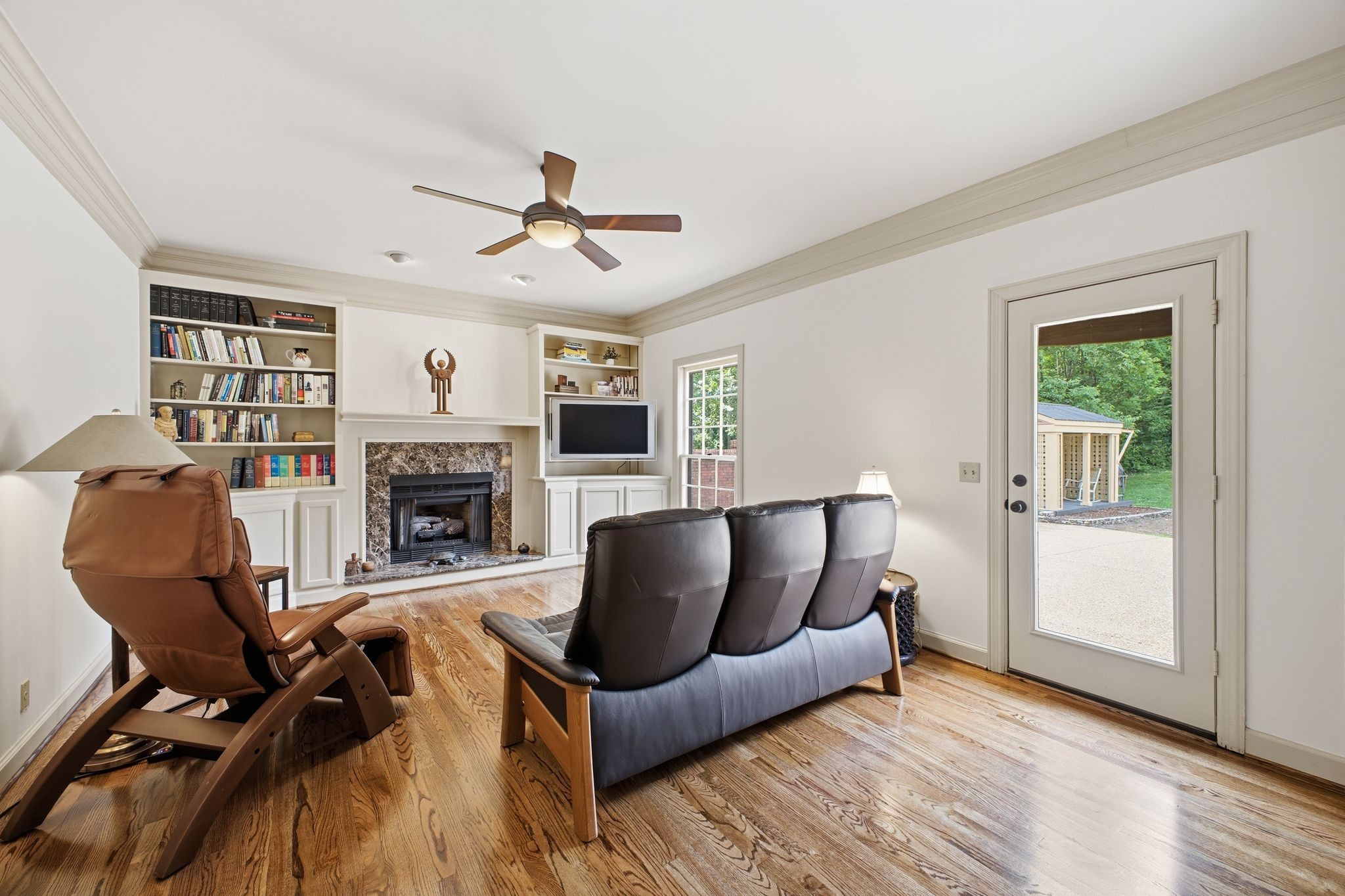 1464 Tyne Blvd