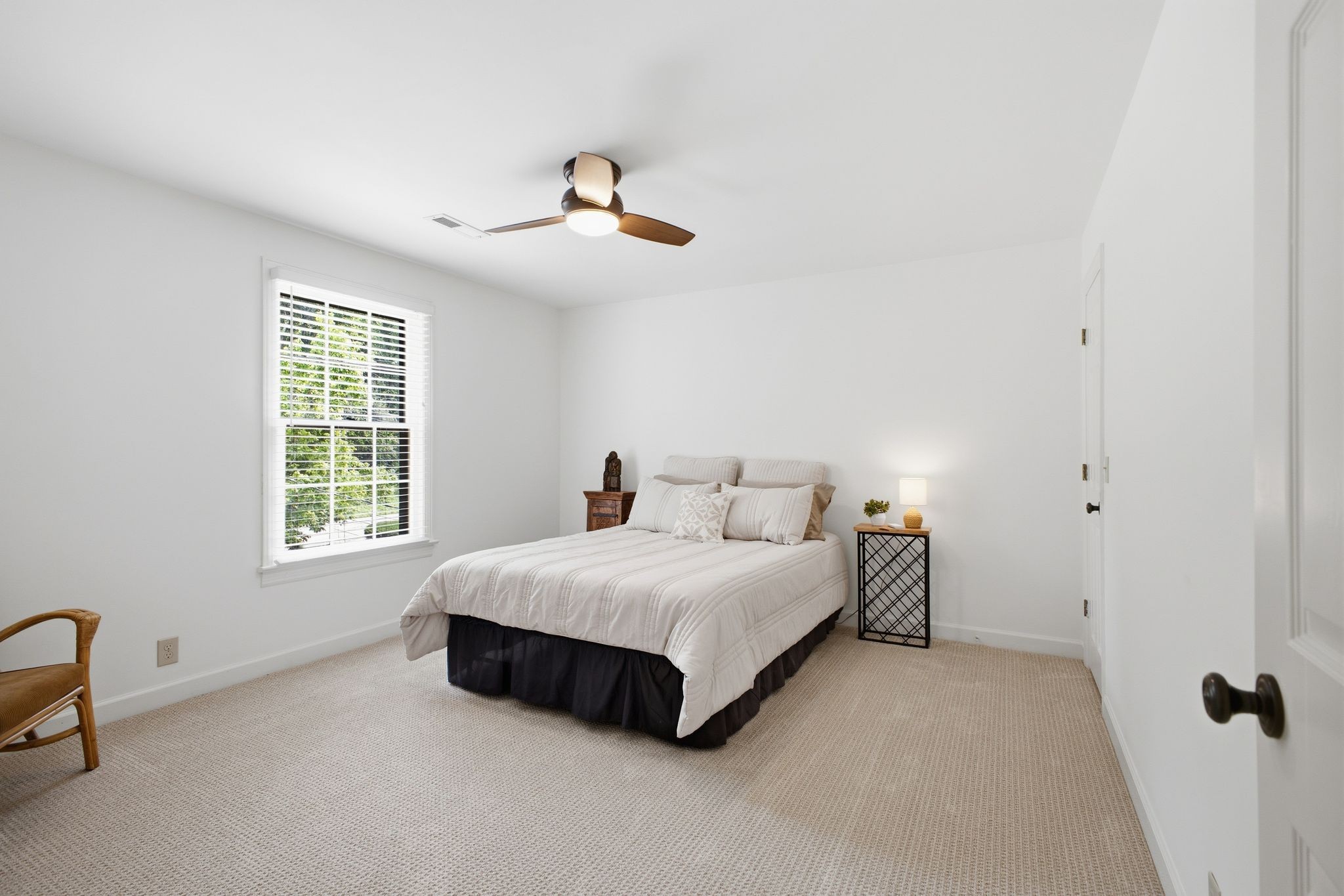 1464 Tyne Blvd