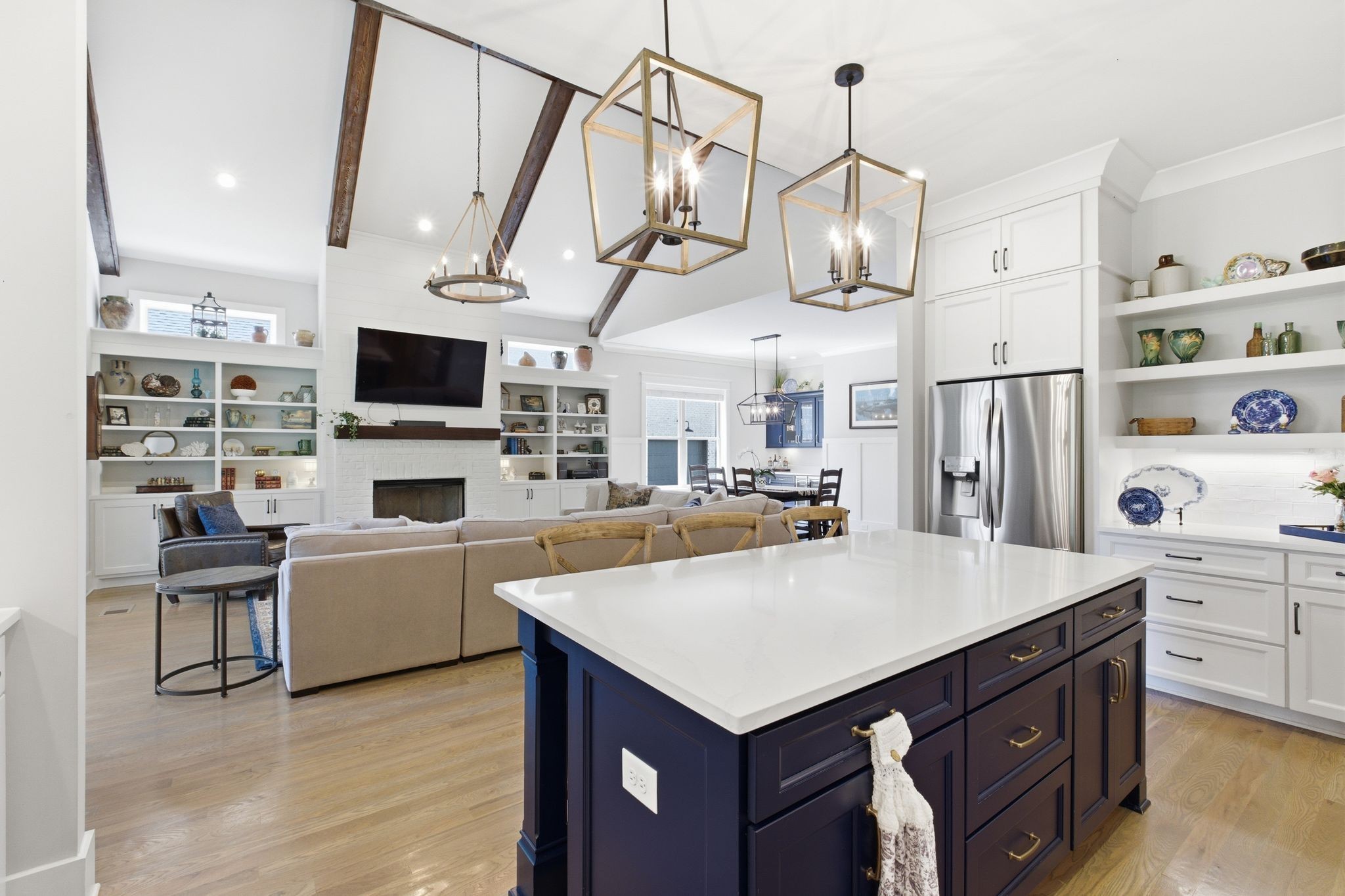 3624 Ronstadt Rd