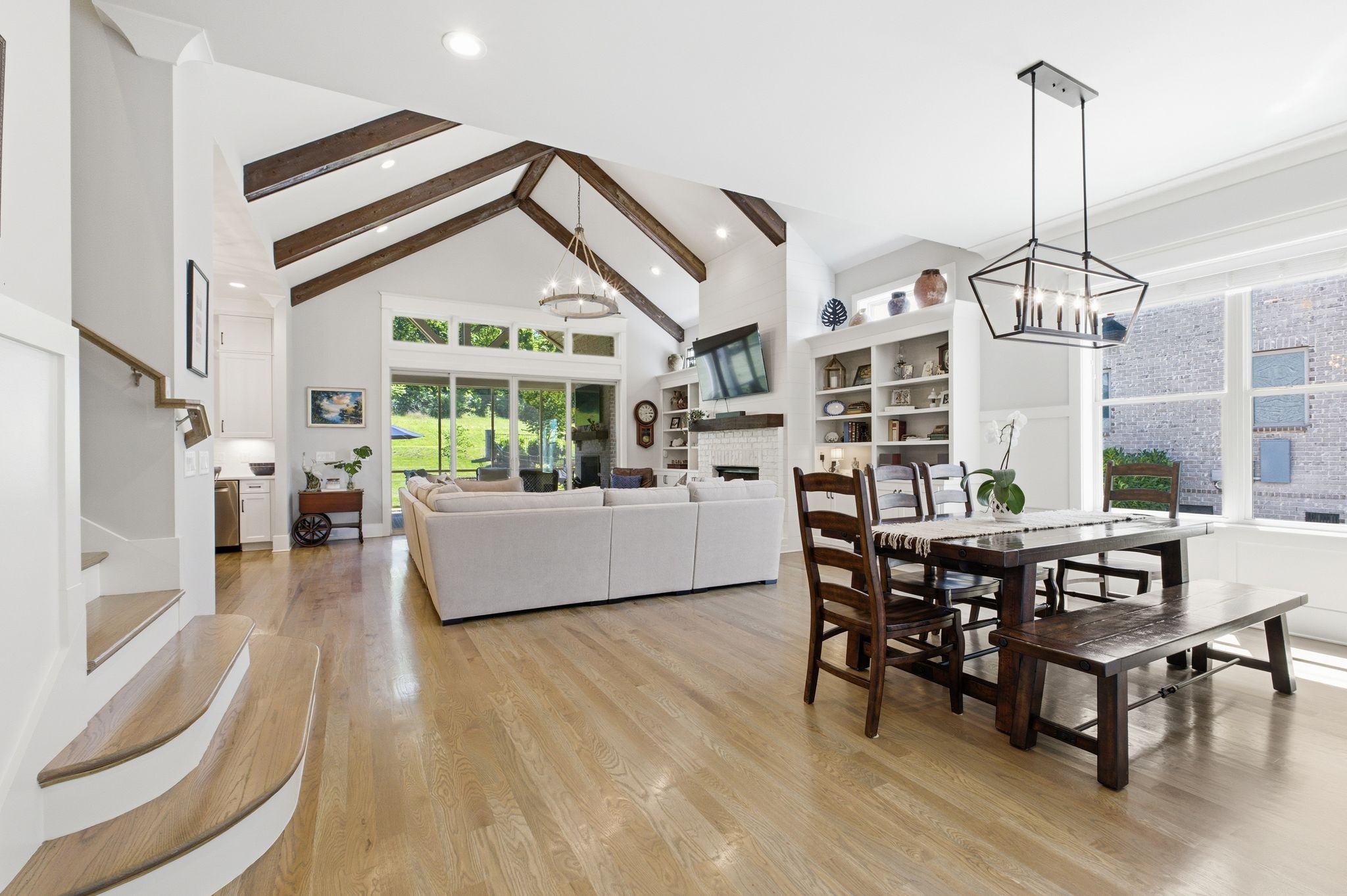 3624 Ronstadt Rd