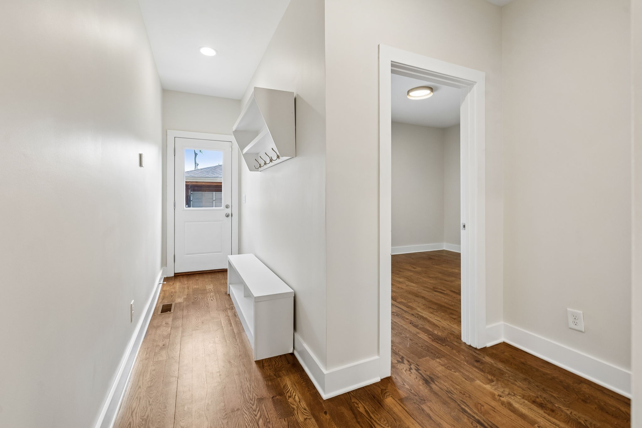 6214 California Ave Unit: A