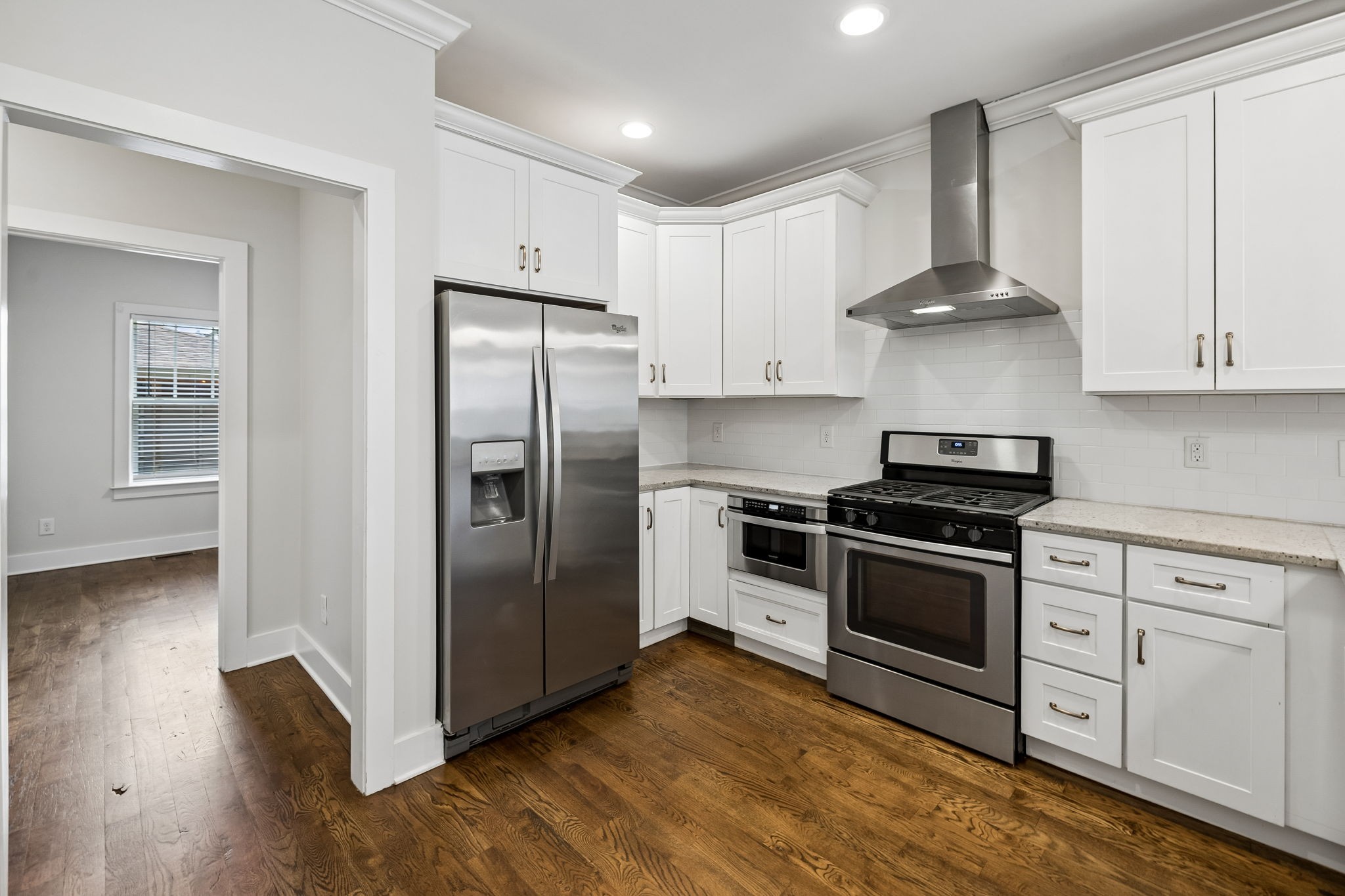 6214 California Ave Unit: A