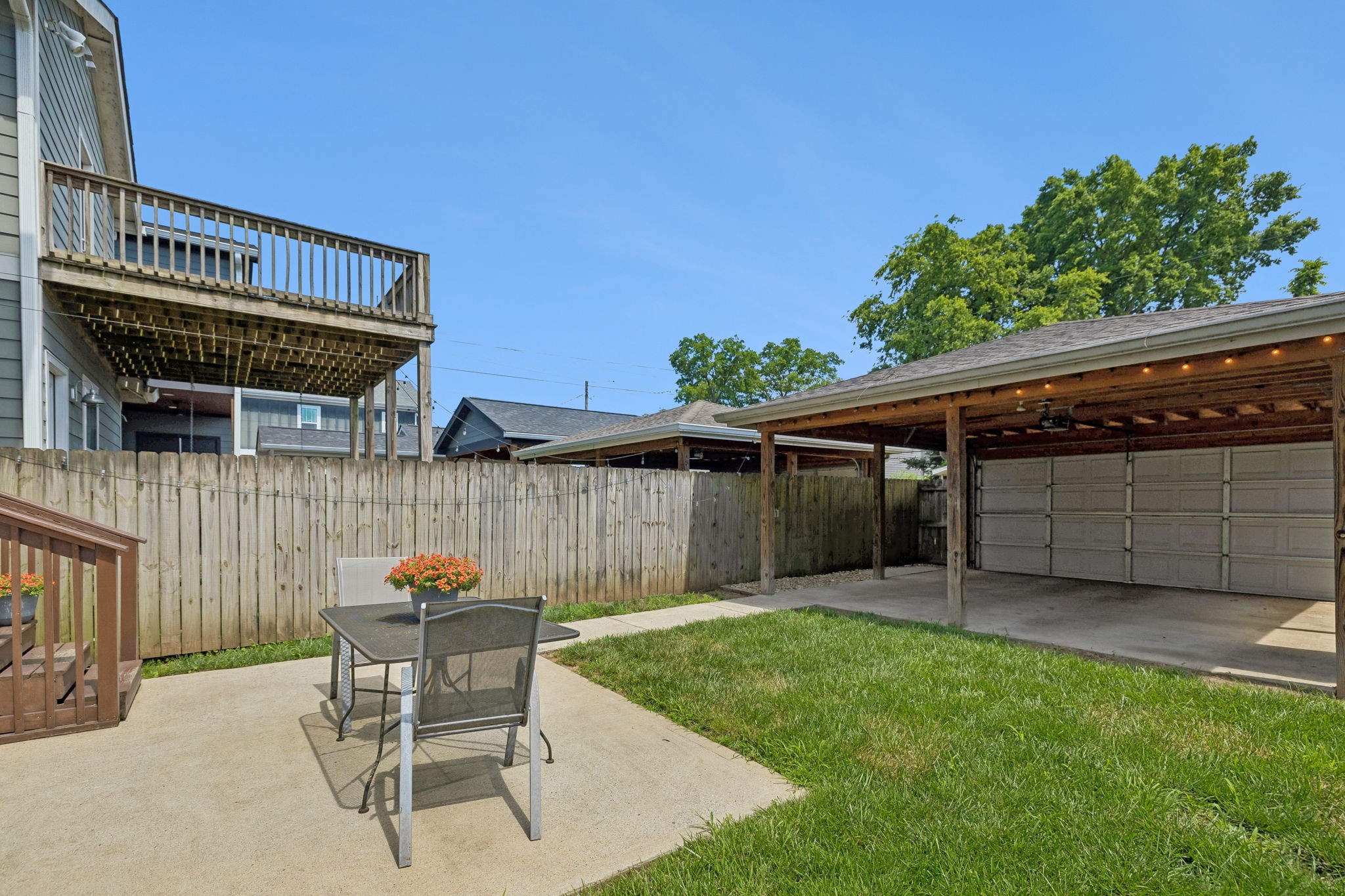 6214 California Ave Unit: A