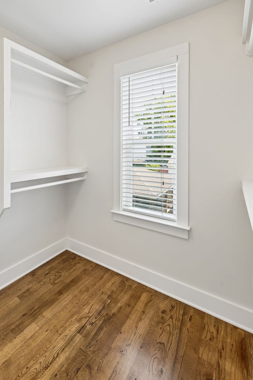 6214 California Ave Unit: A