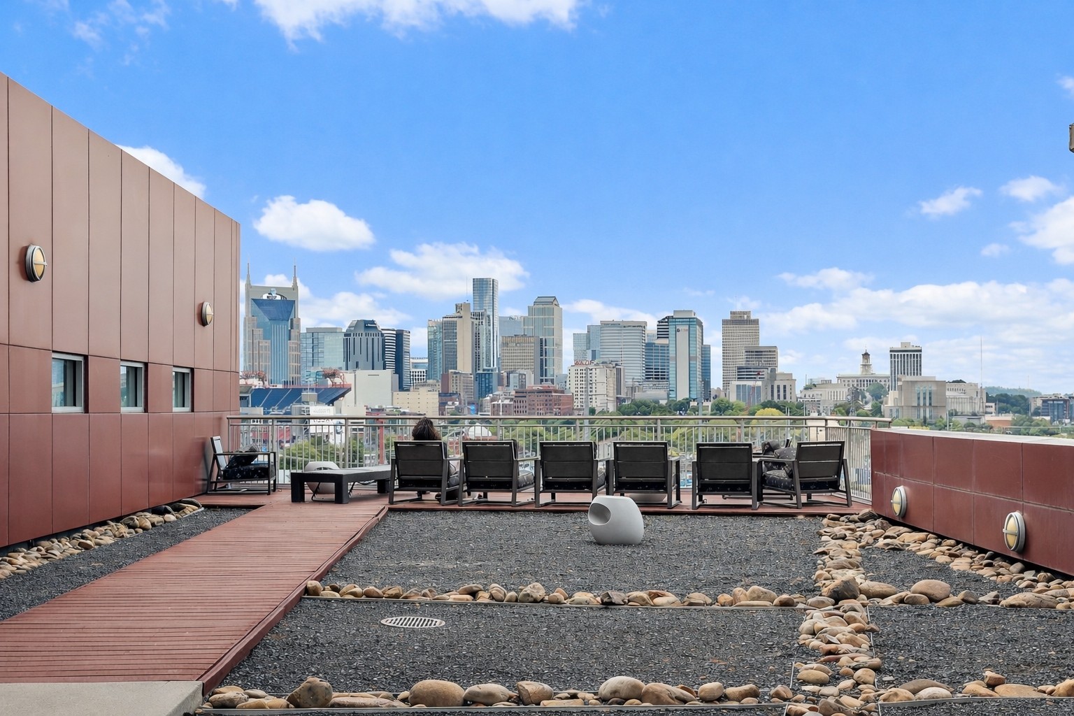 2115 Yeaman Pl Unit: 520