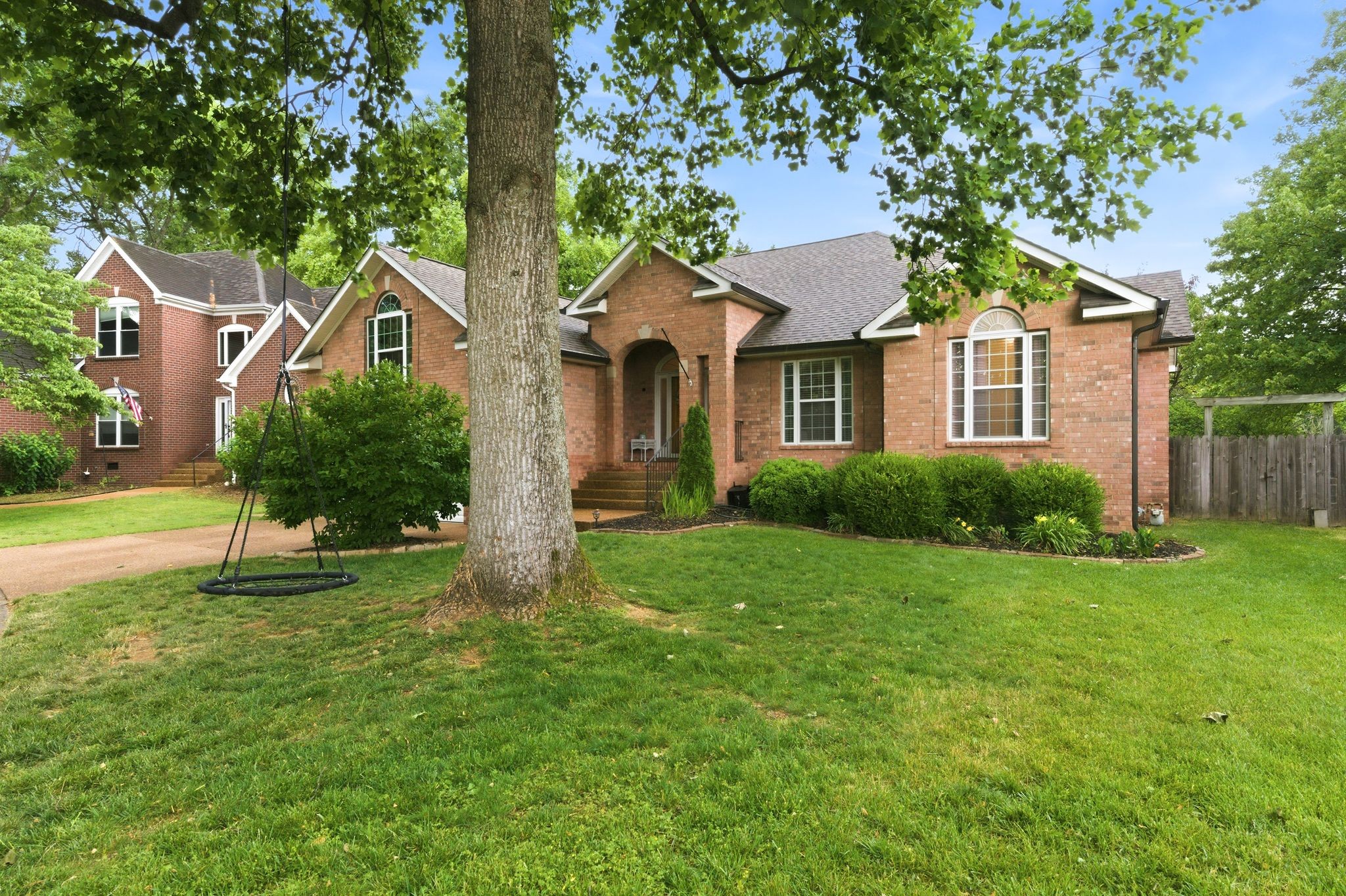 2304 Winder Cir