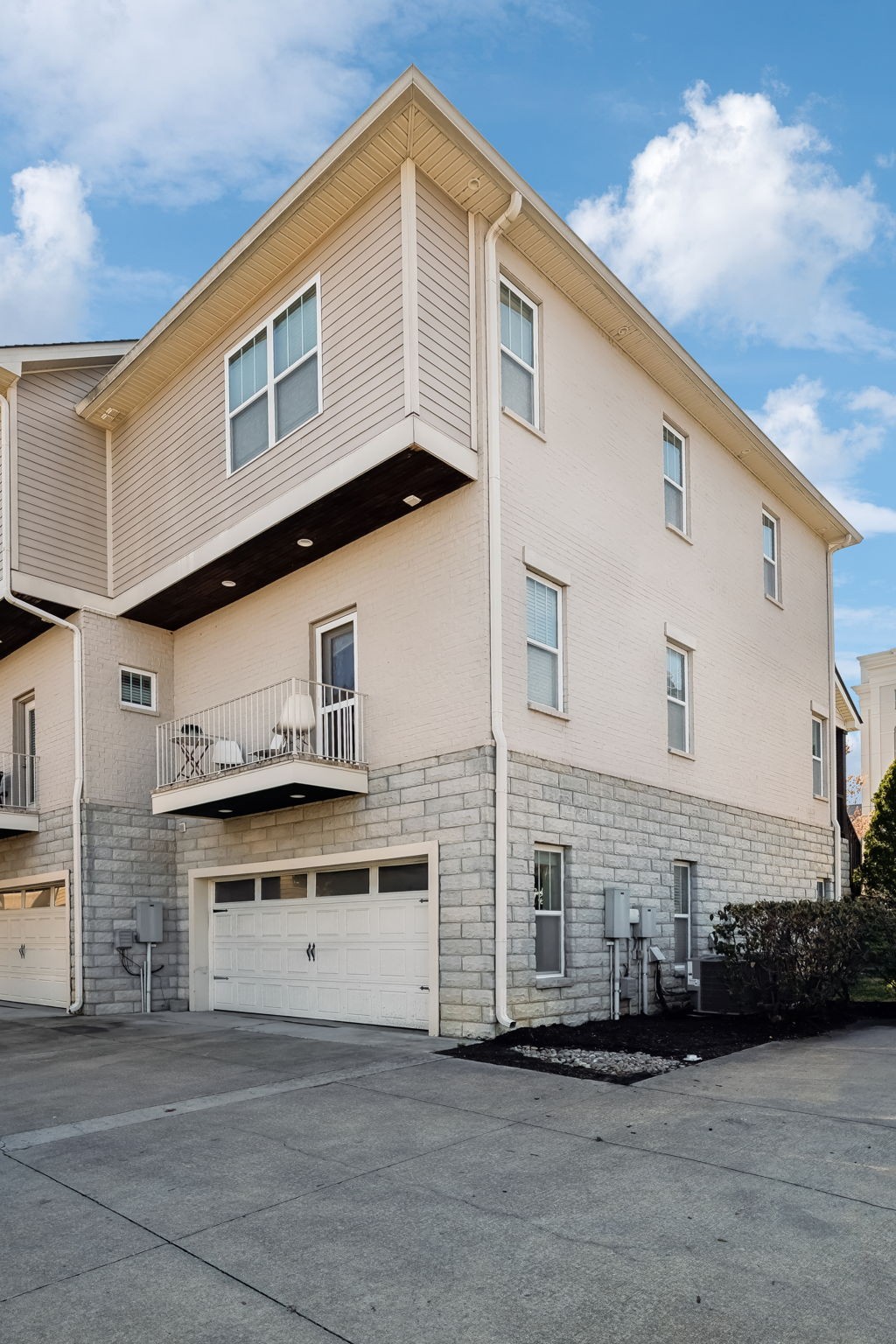 1308 Wedgewood Ave