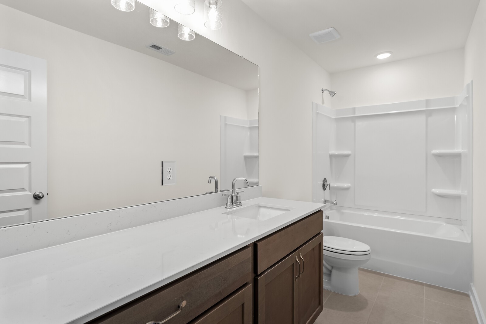 285 Johnnys Place