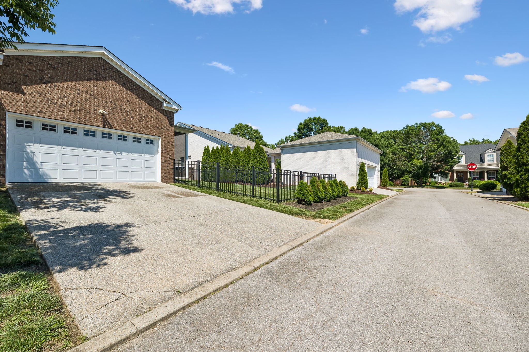 5003 Clover Meadows Dr