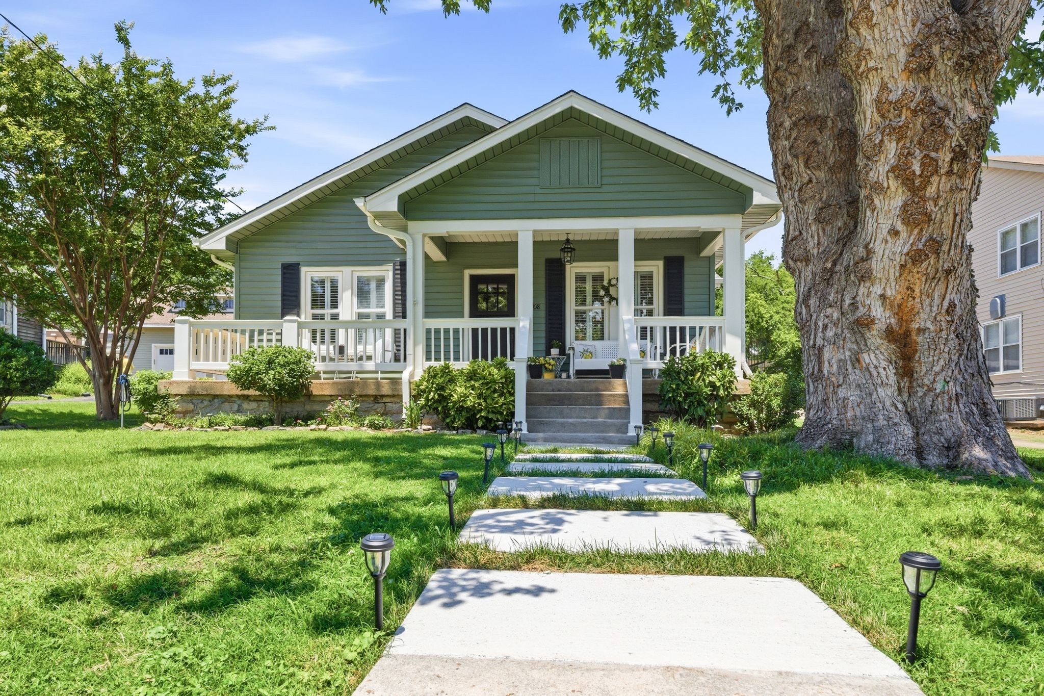 2908 Westmoreland Dr