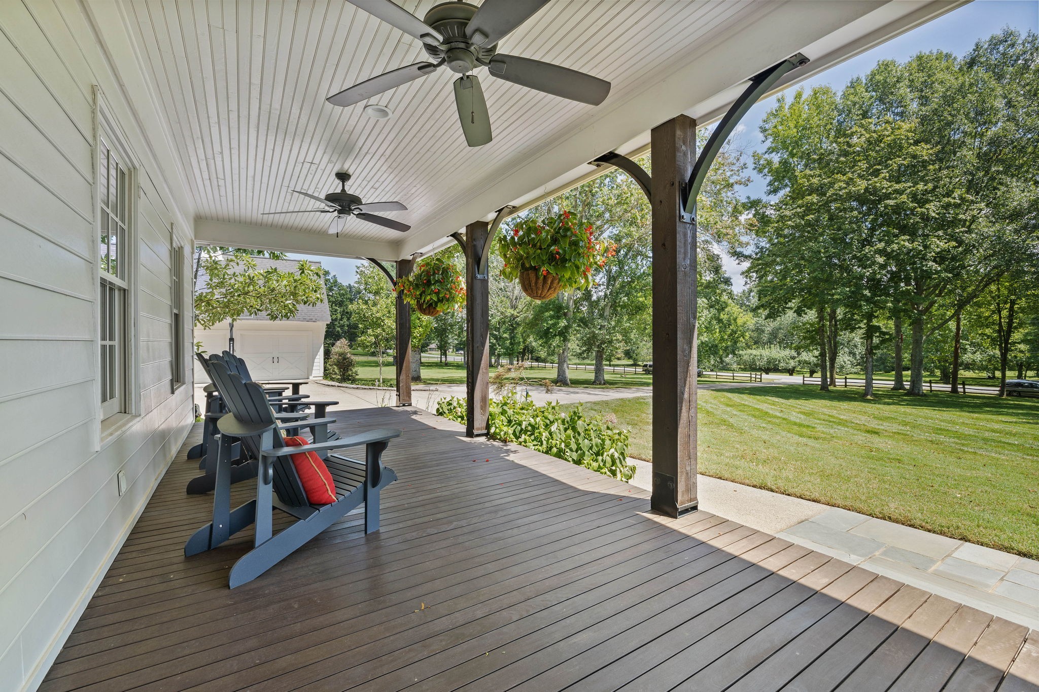 1302 Natchez Rd