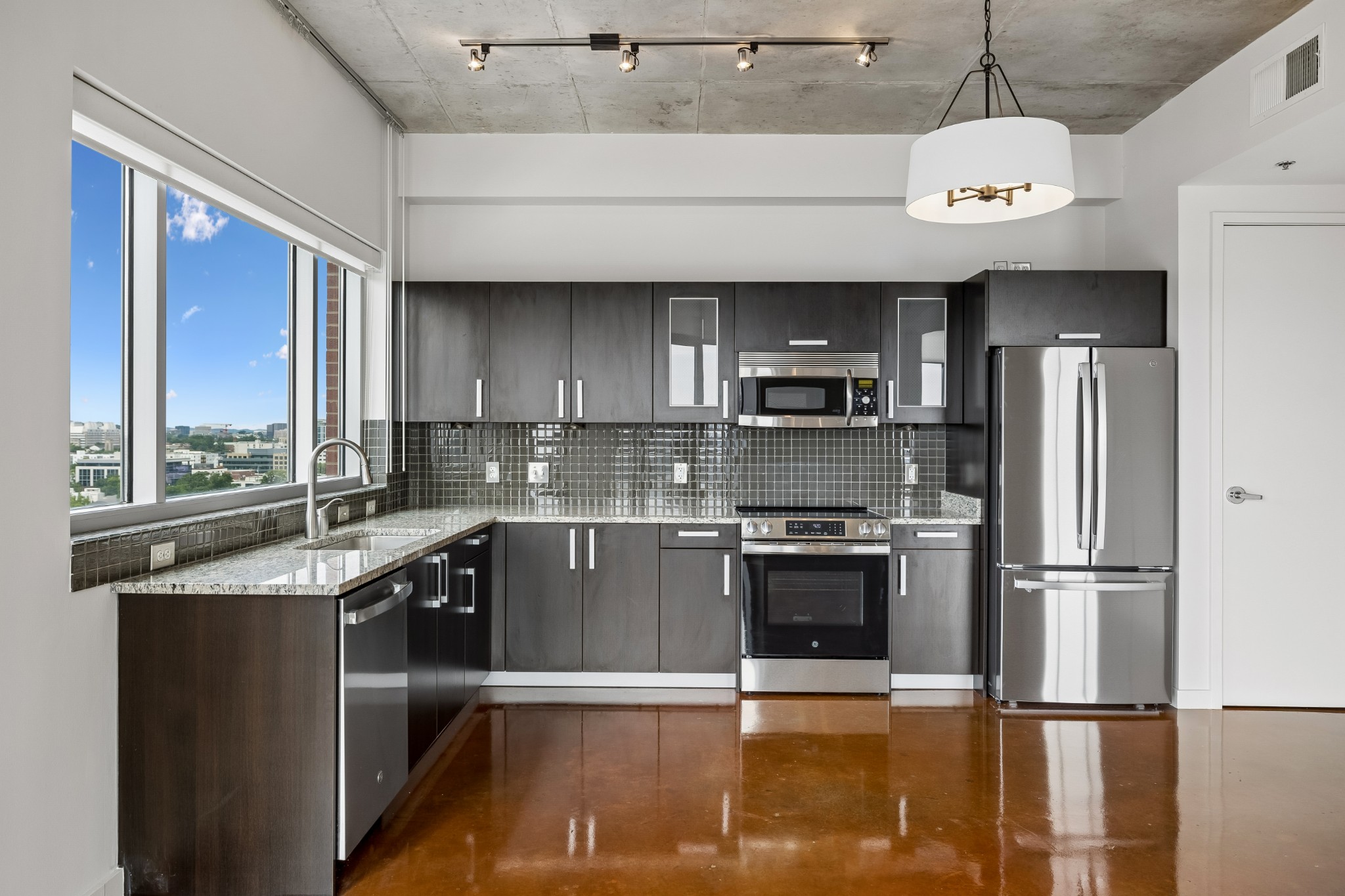600 12th Ave, S Unit: 1914