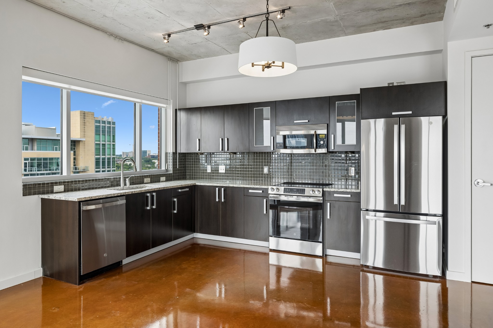 600 12th Ave, S Unit: 1914