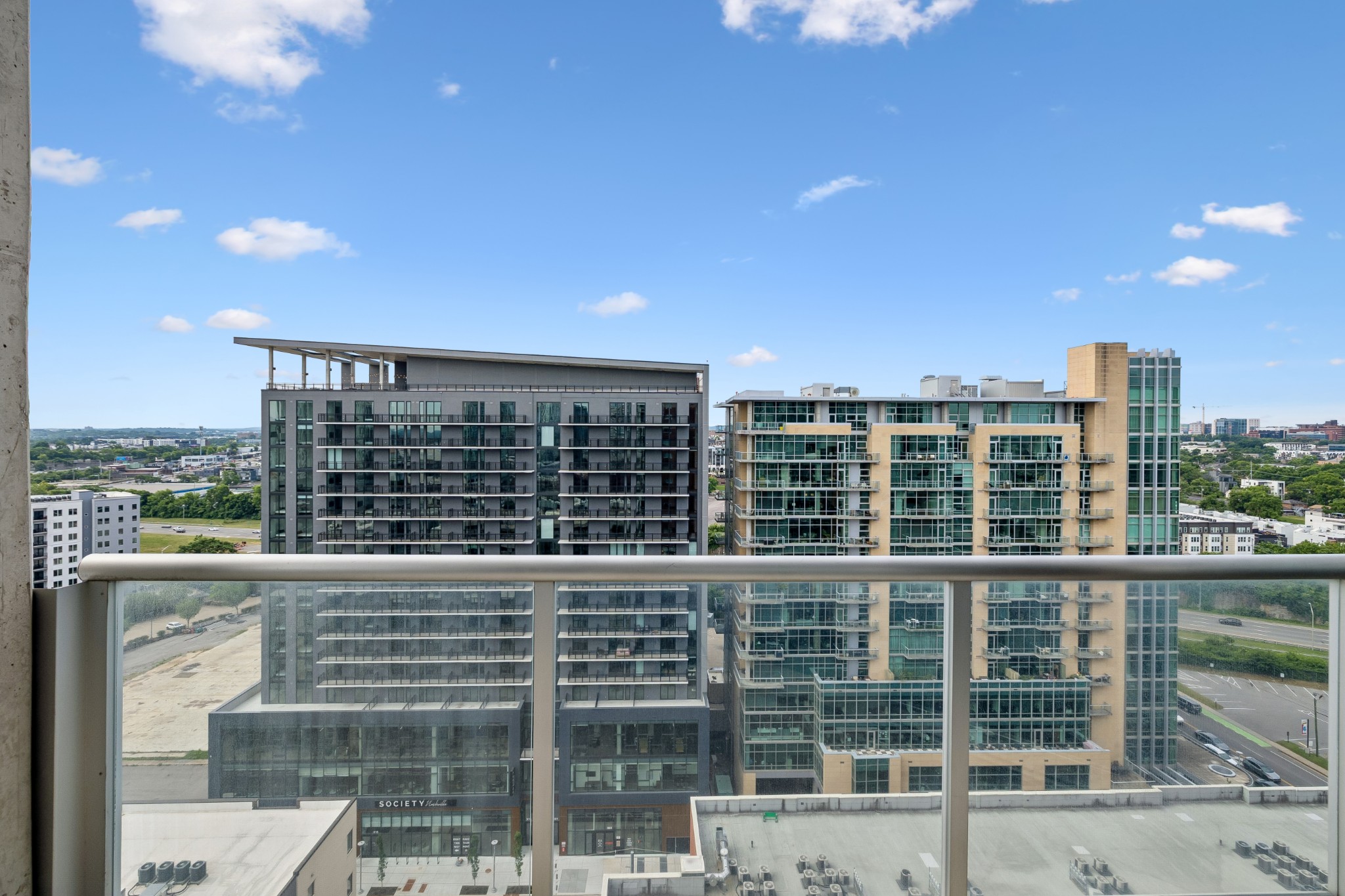 600 12th Ave, S Unit: 1914