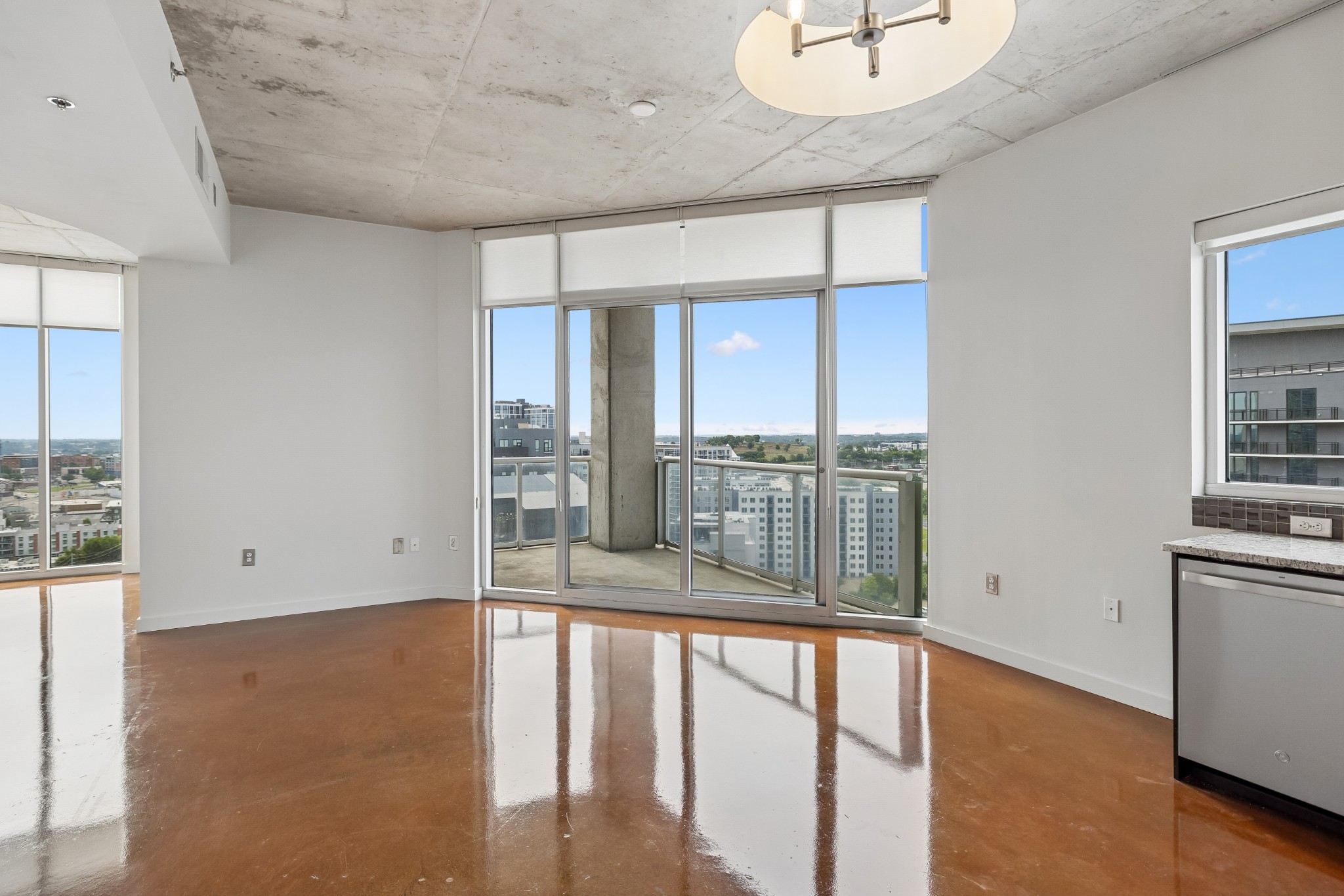 600 12th Ave, S Unit: 1914