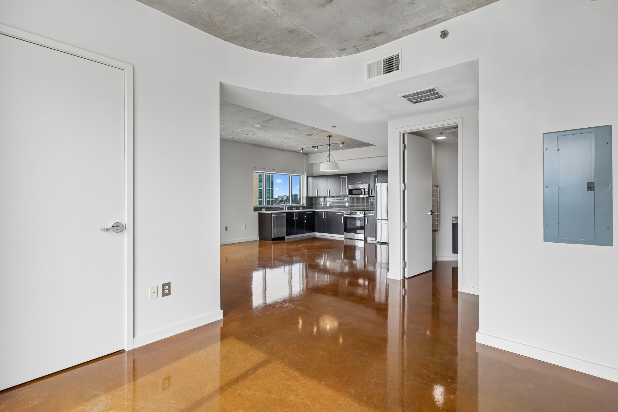 600 12th Ave, S Unit: 1914