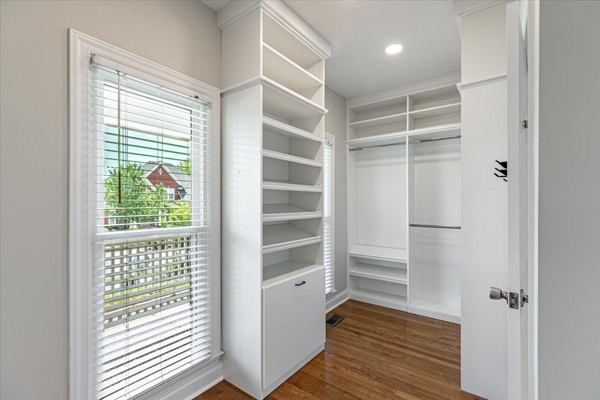 283 Noah Dr