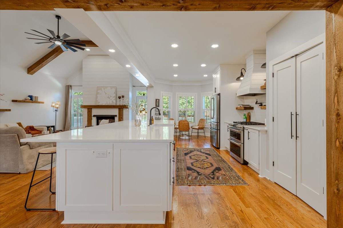 283 Noah Dr