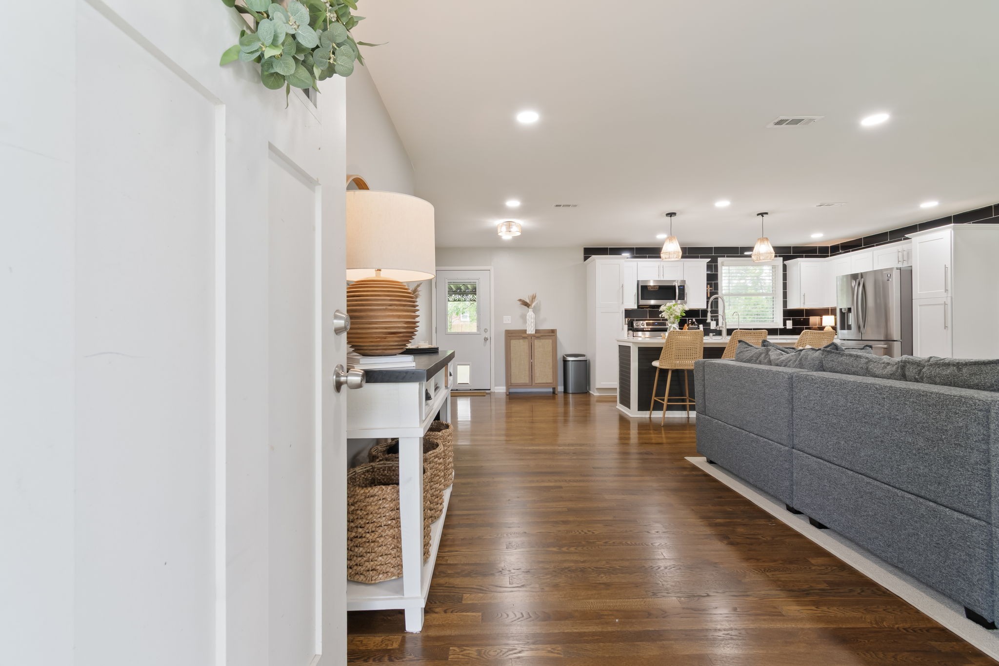 405 Lynn Dr