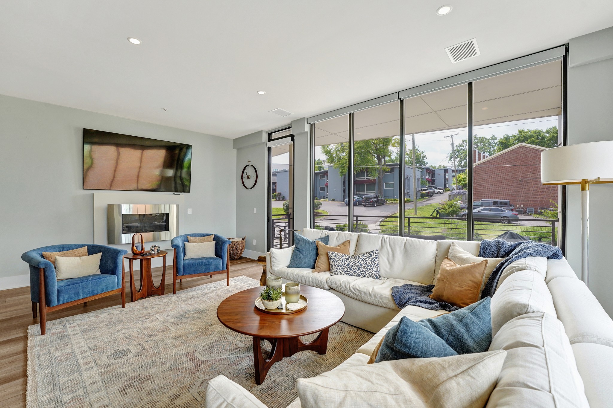 204 Acklen Park Dr Unit: 101