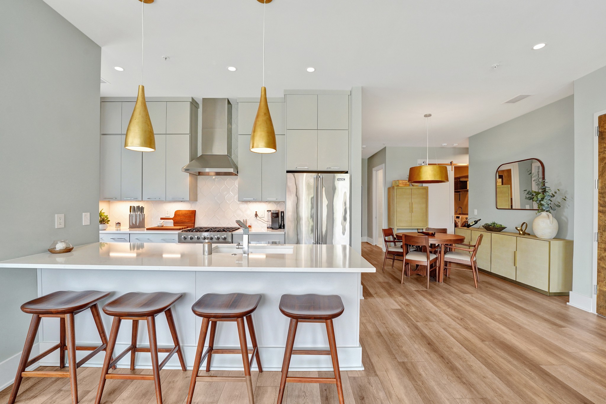 204 Acklen Park Dr Unit: 101