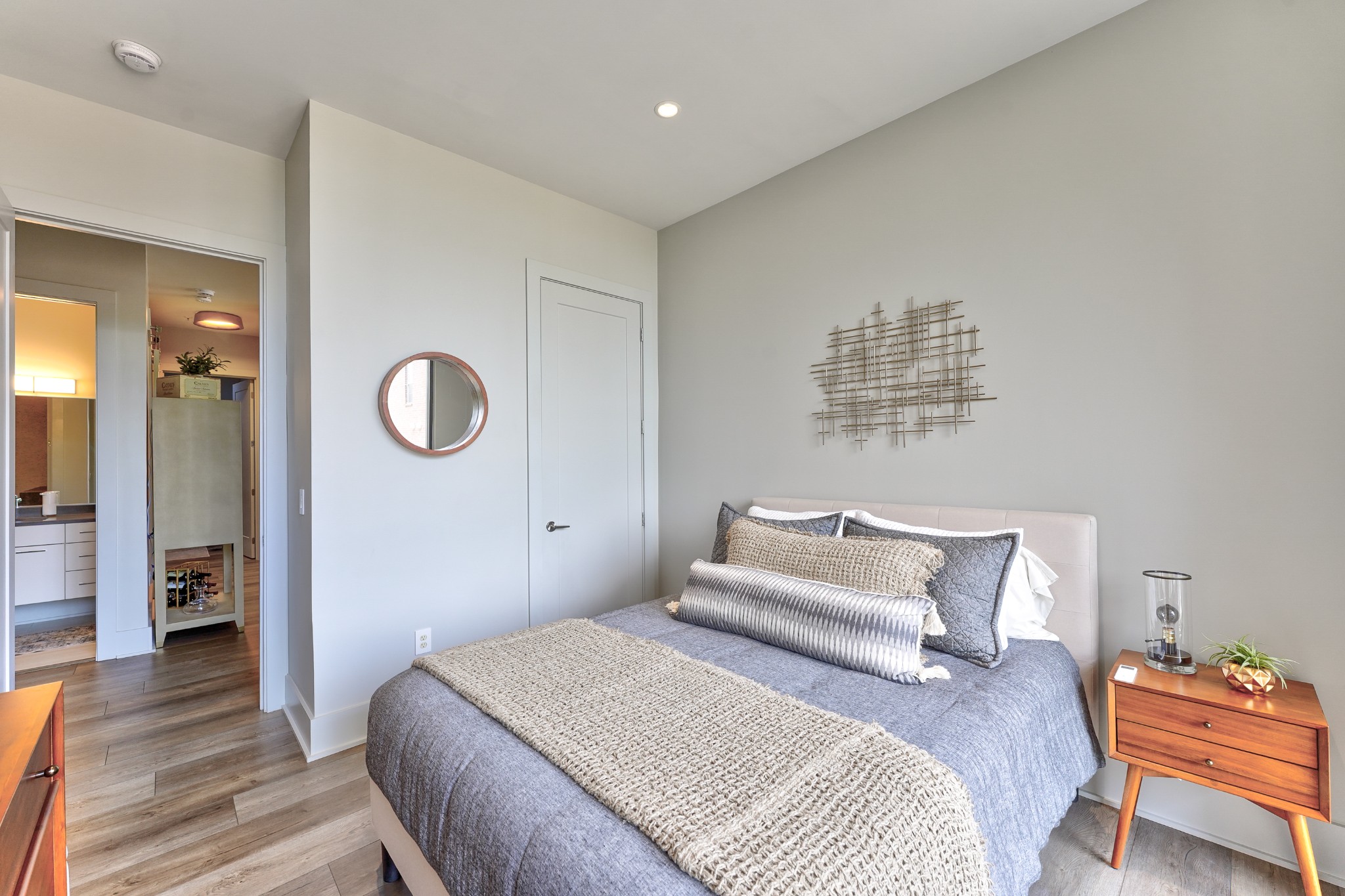 204 Acklen Park Dr Unit: 101