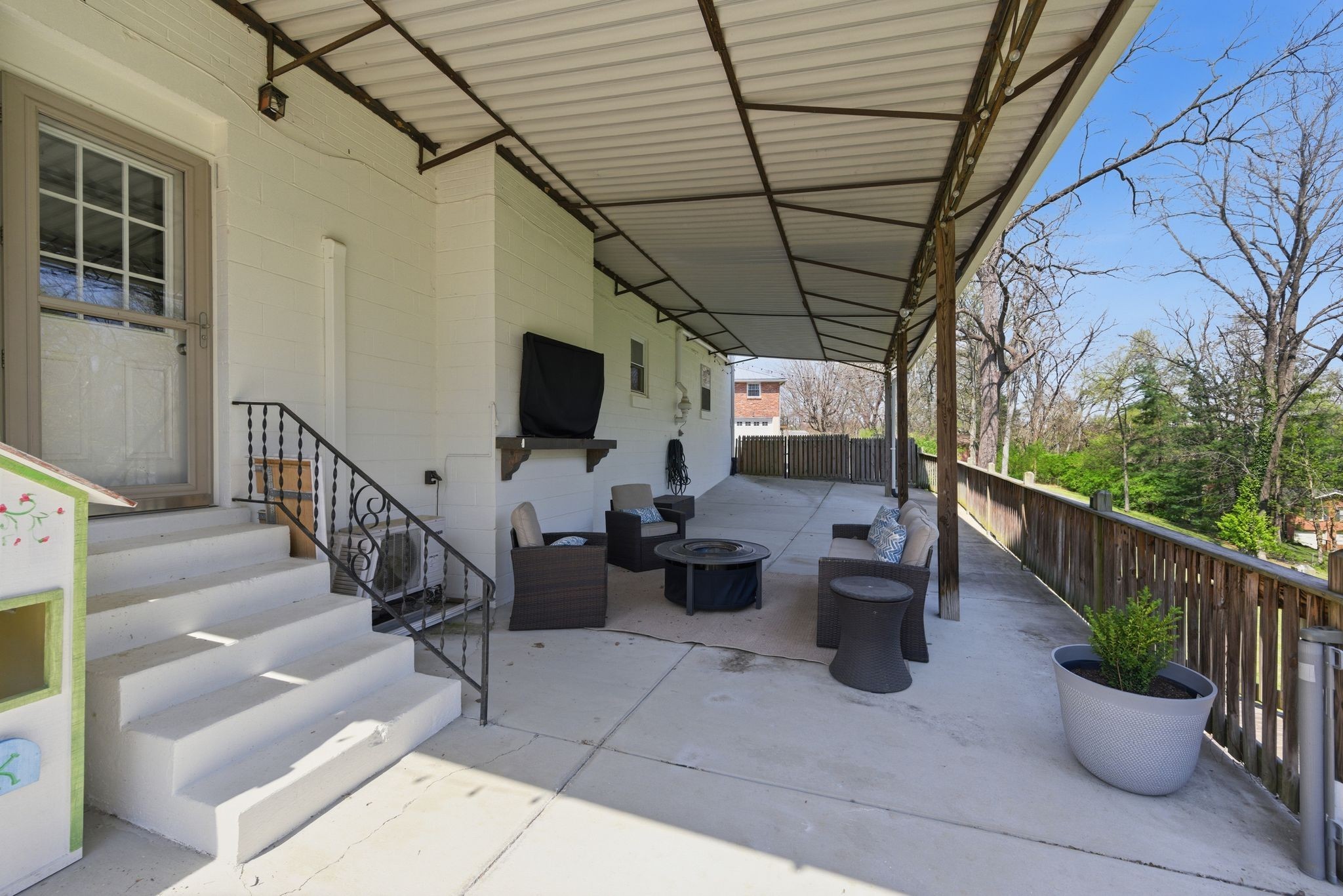 5018 Kincannon Dr