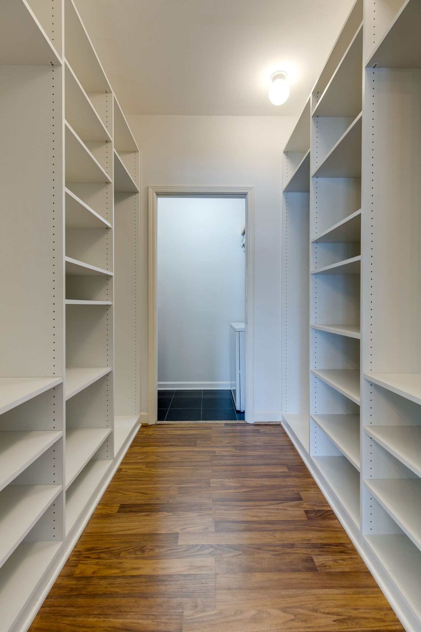 2304 Elliott Ave Unit: 102
