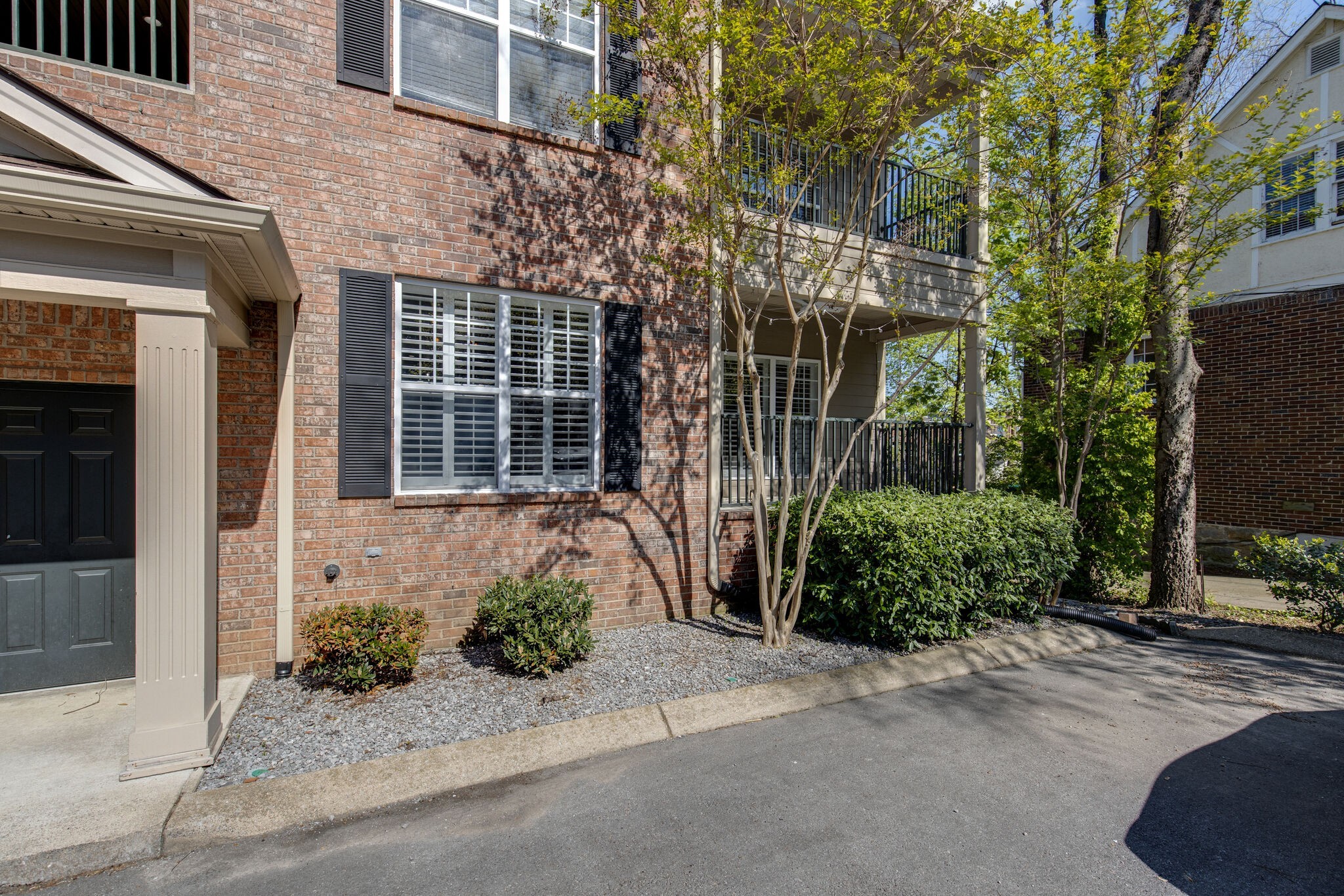 2304 Elliott Ave Unit: 102