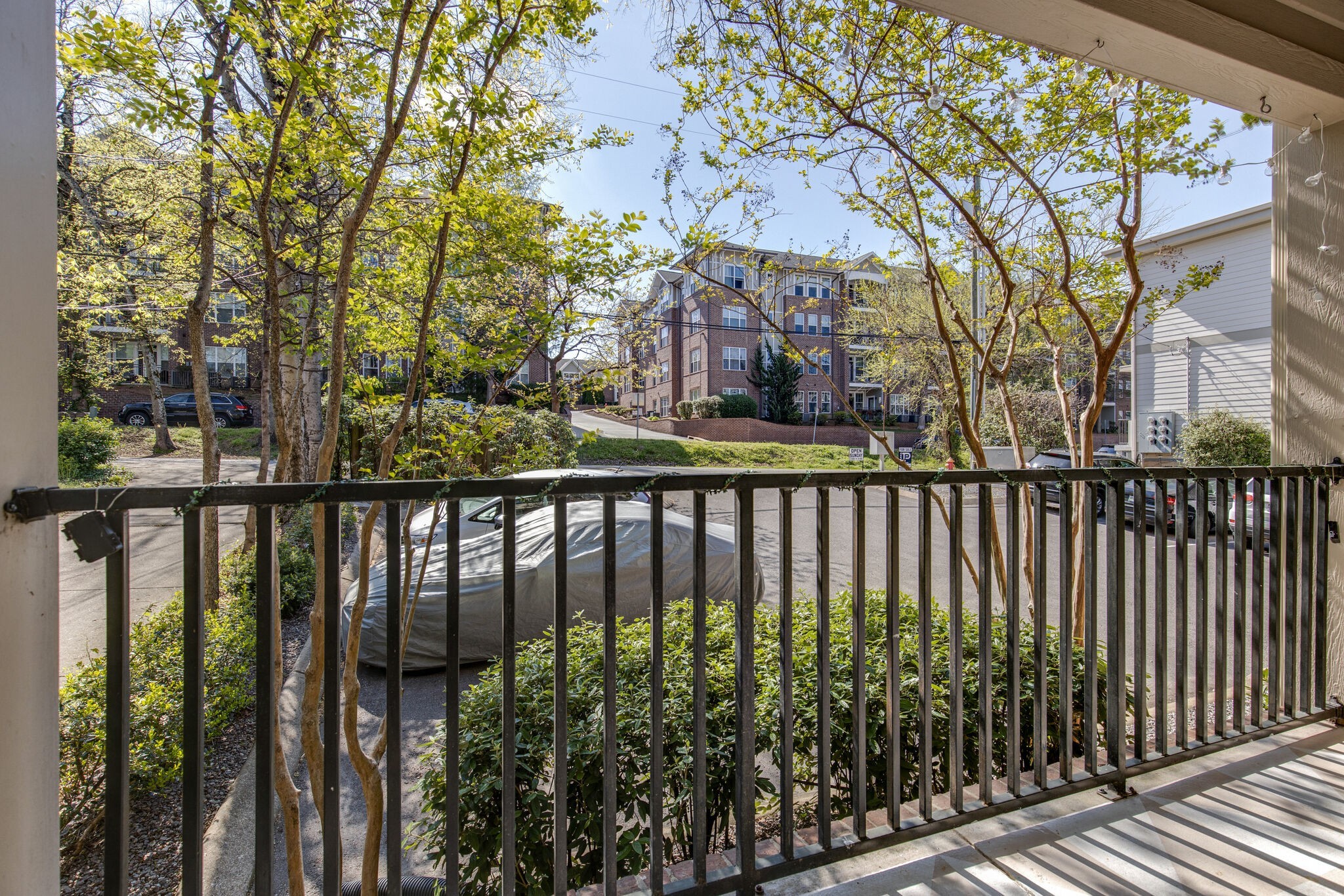 2304 Elliott Ave Unit: 102