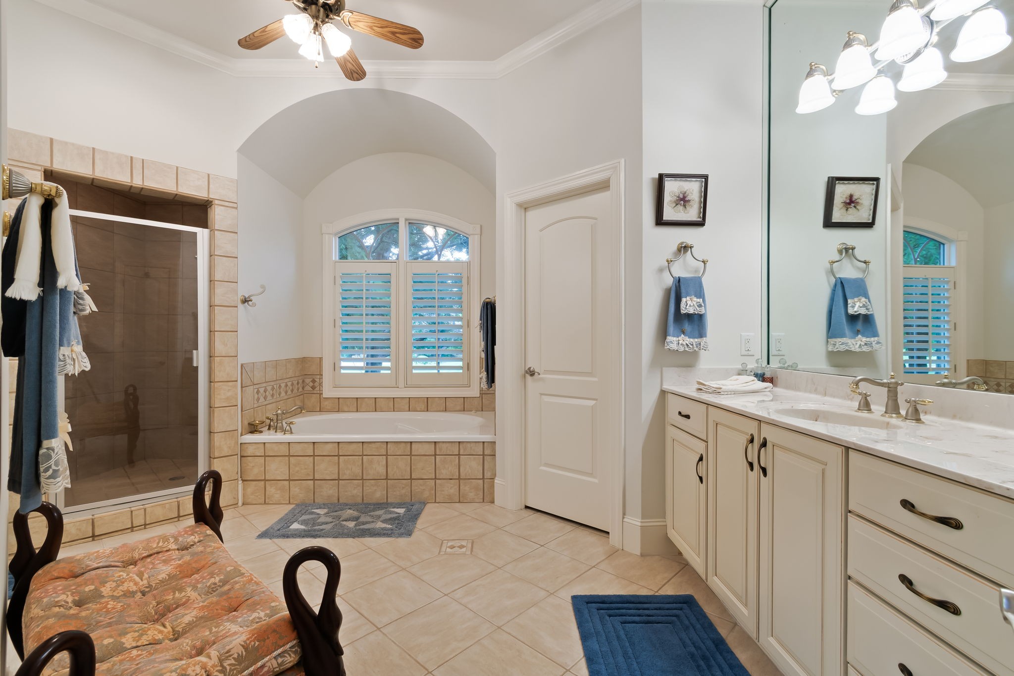 804 Highgrove Cir