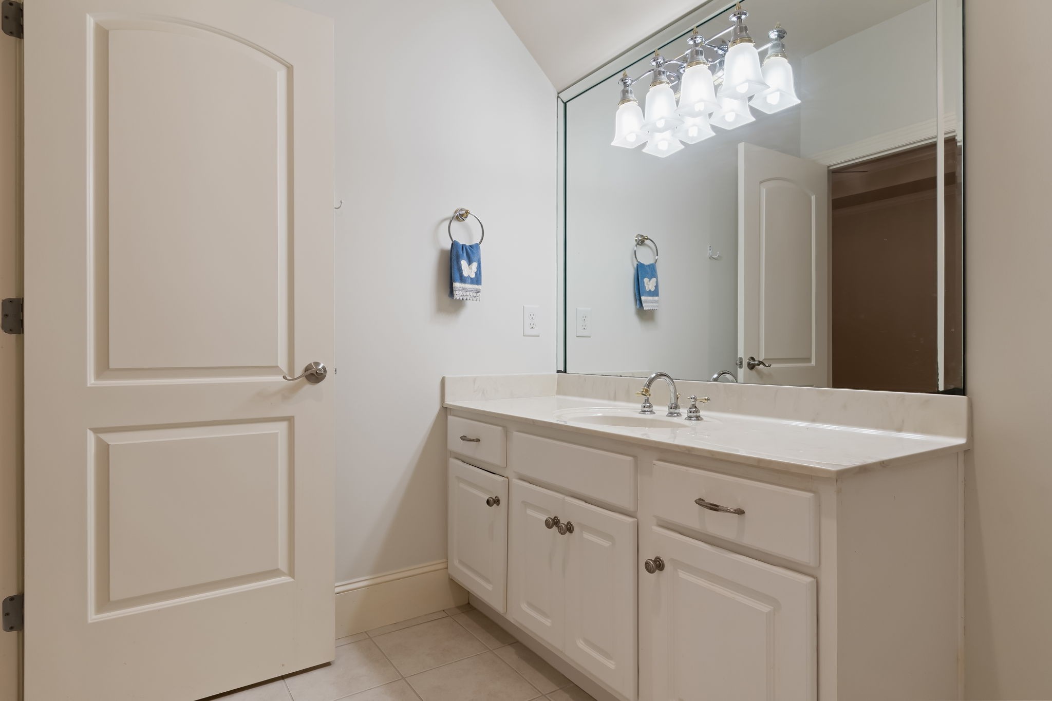 804 Highgrove Cir