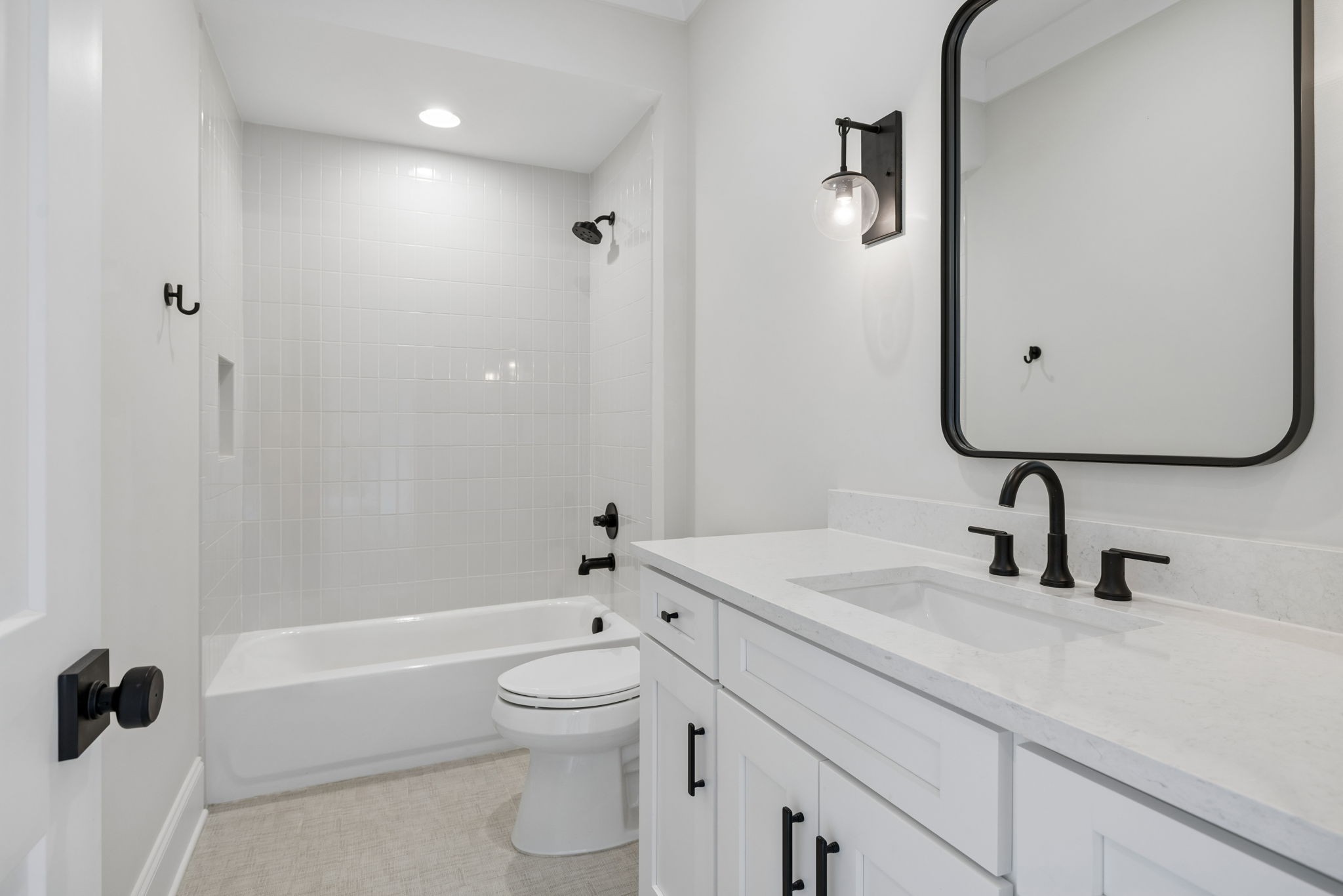 556 Bonaire Ln