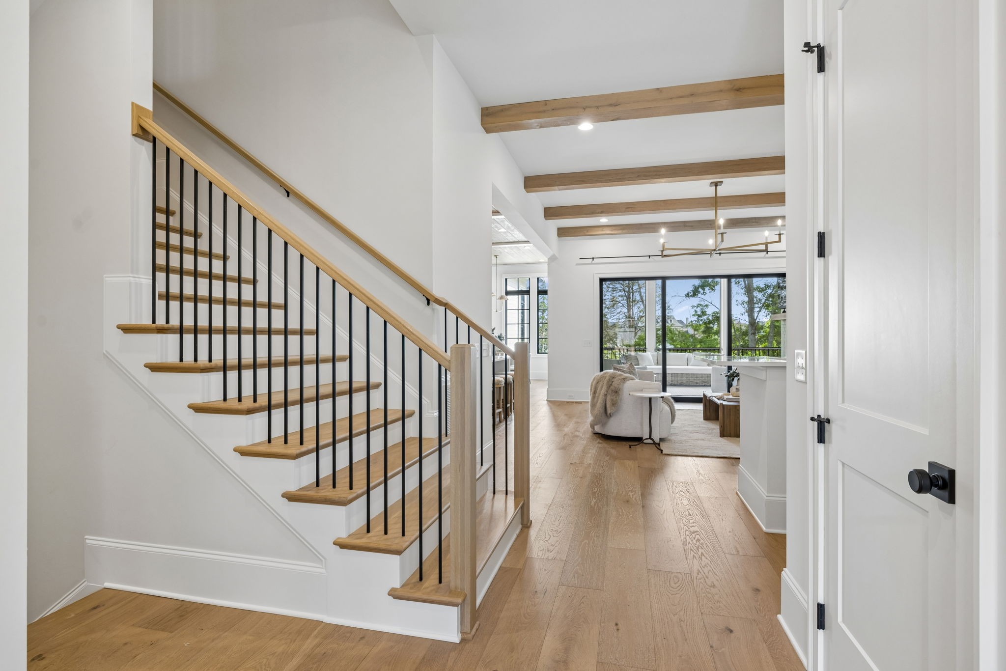 556 Bonaire Ln