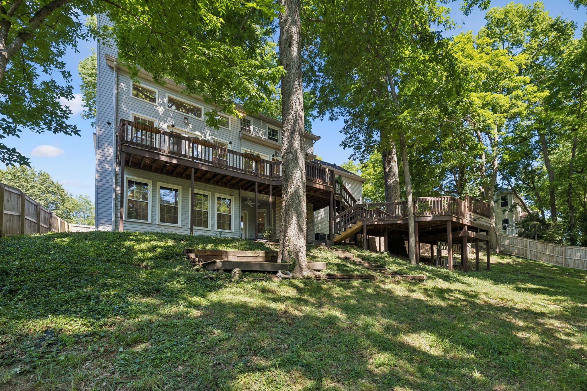 5509 Cottonport Dr