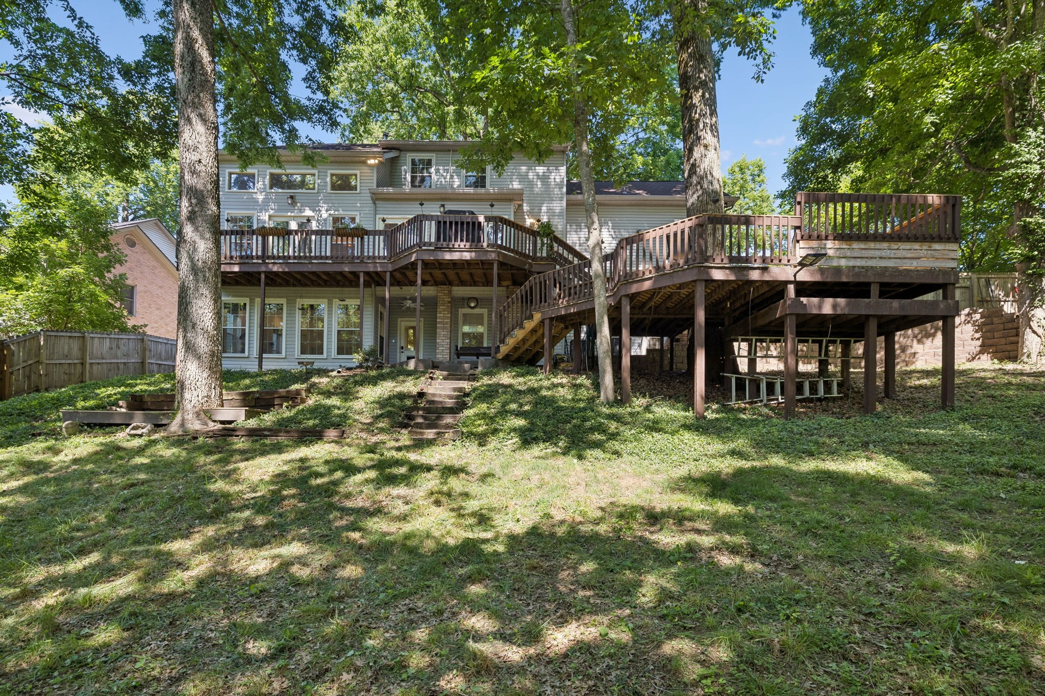 5509 Cottonport Dr