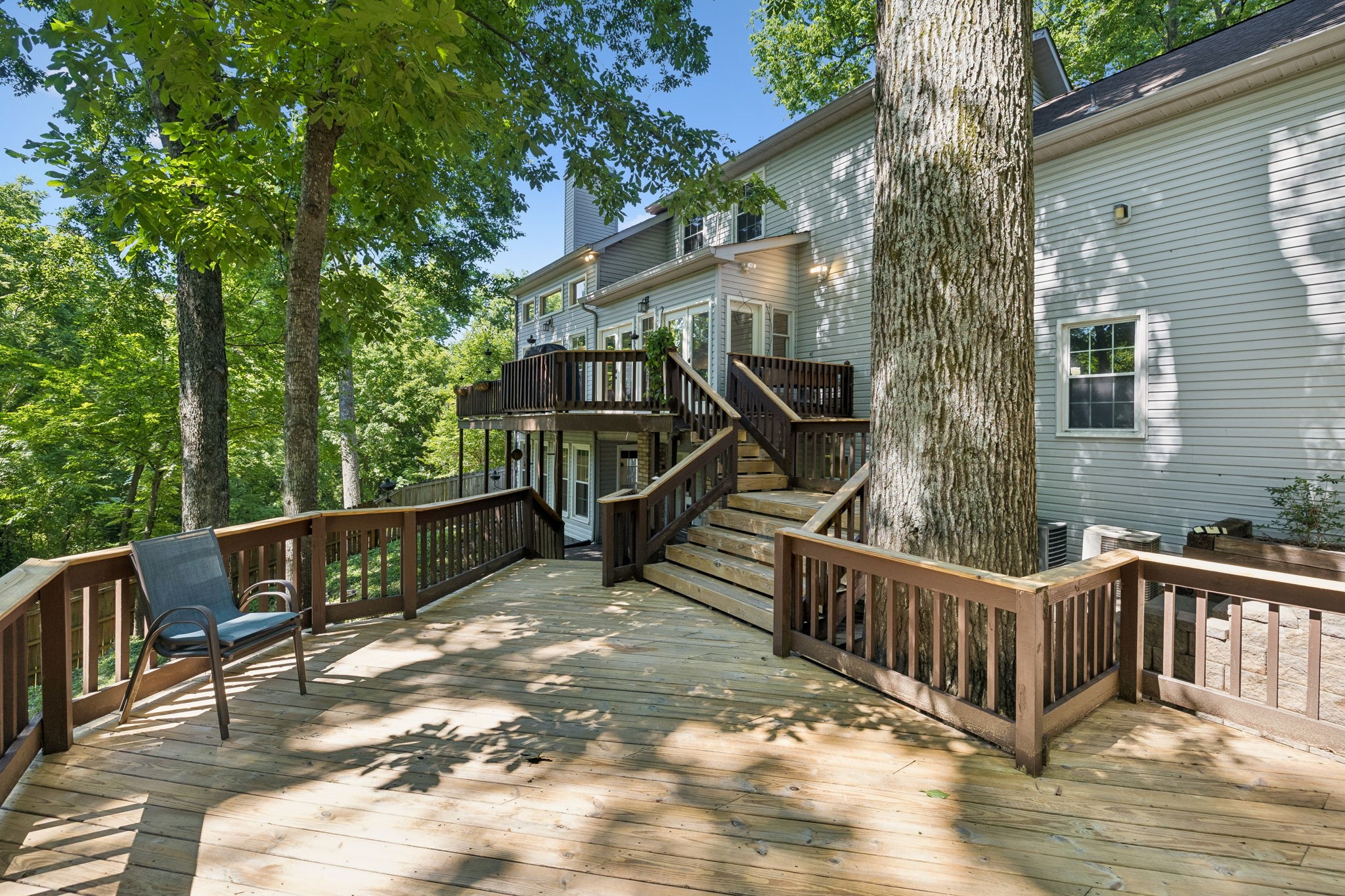 5509 Cottonport Dr