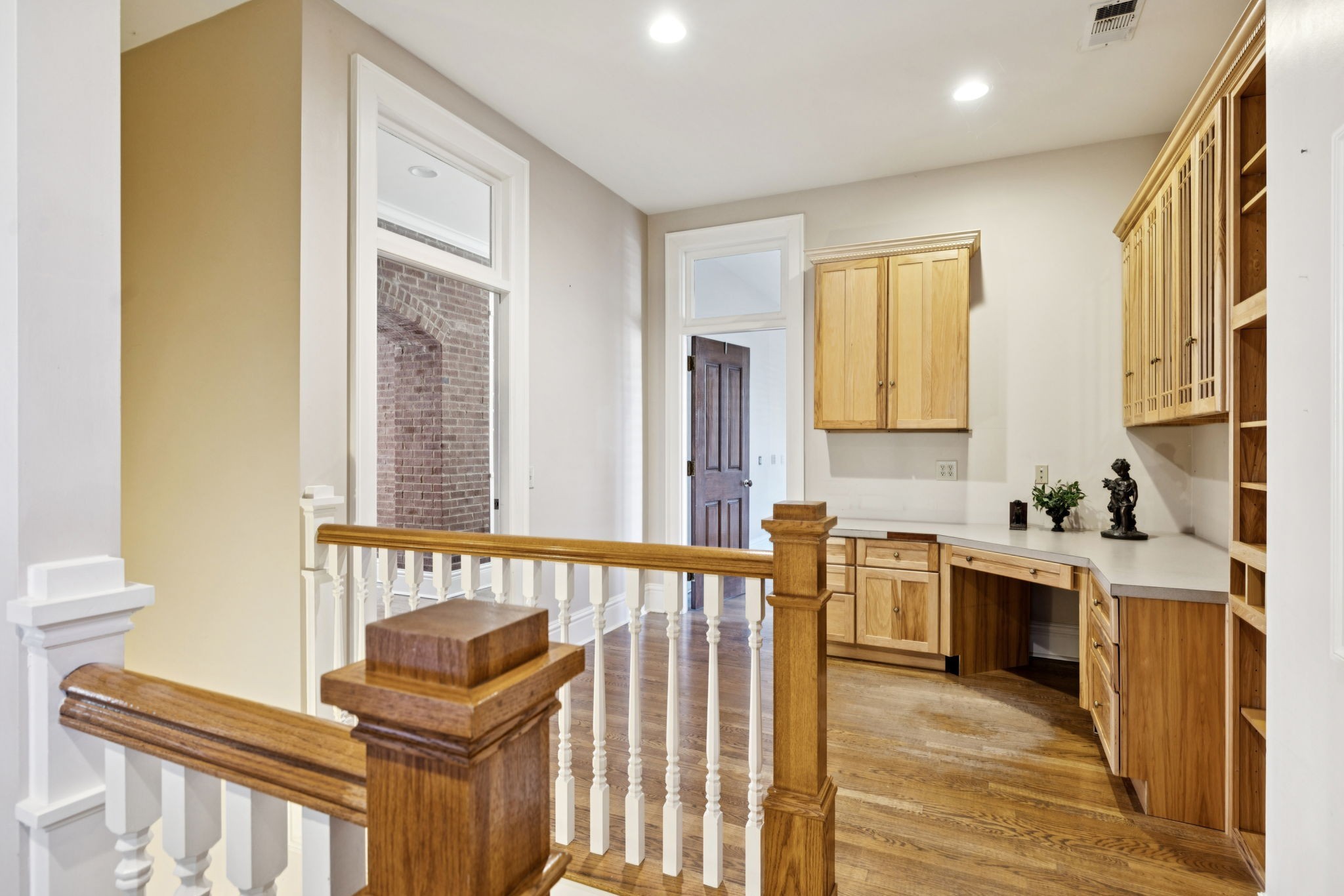 214 3rd Ave, S