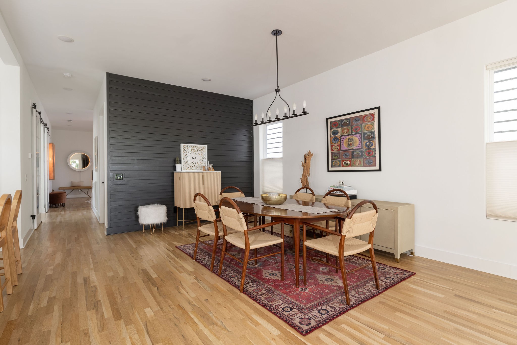 303A Riverside Dr