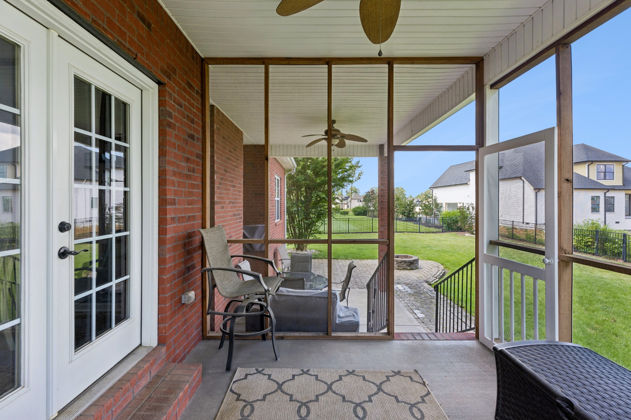 1210 Lila Dr