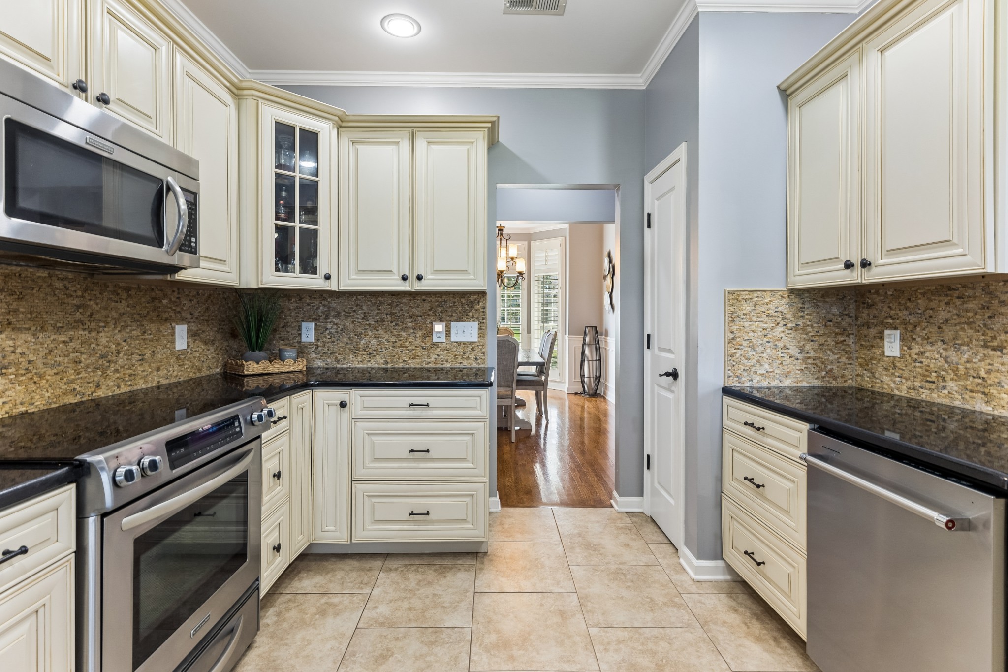 1210 Lila Dr