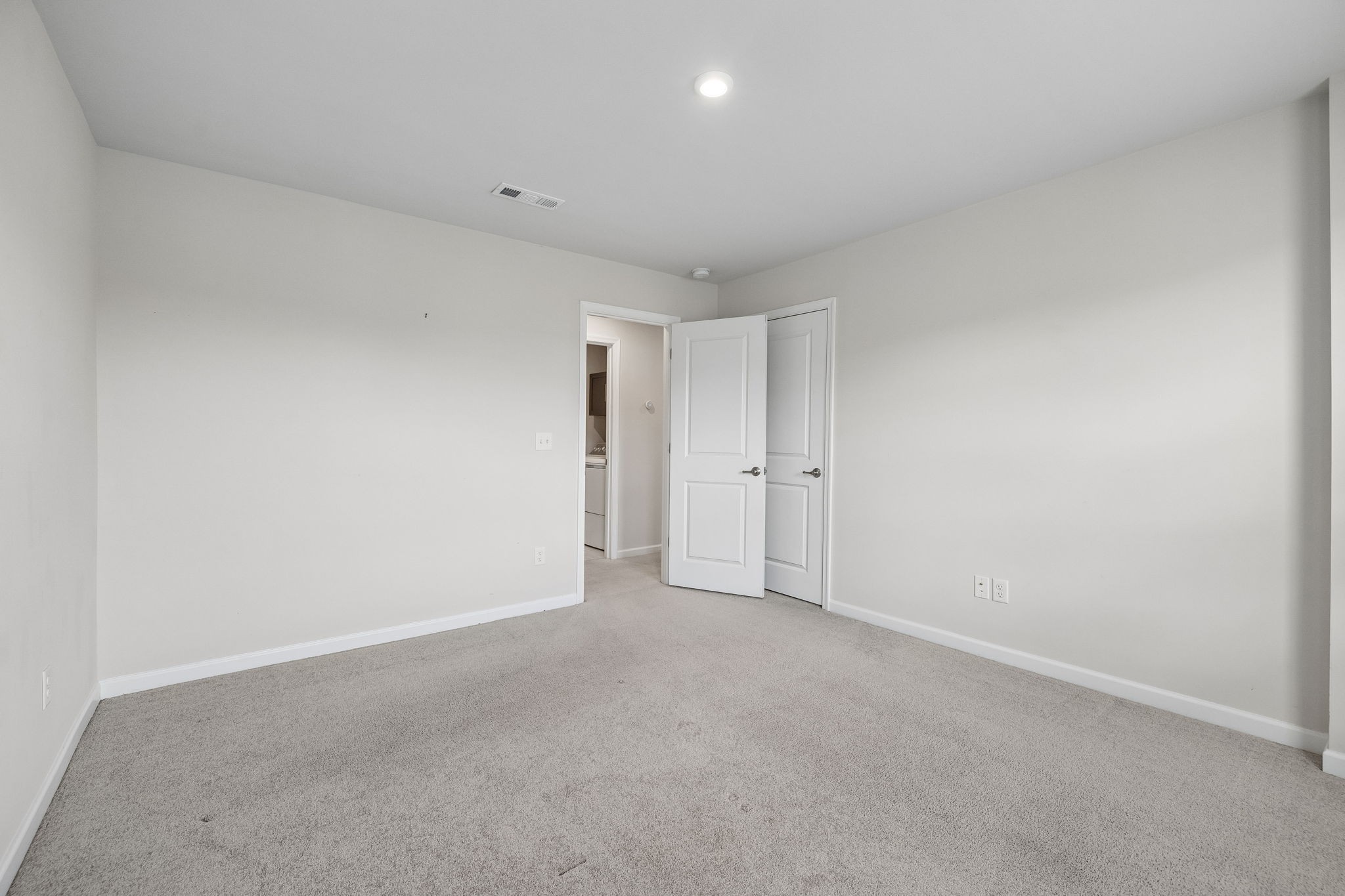 659 Castle Rd