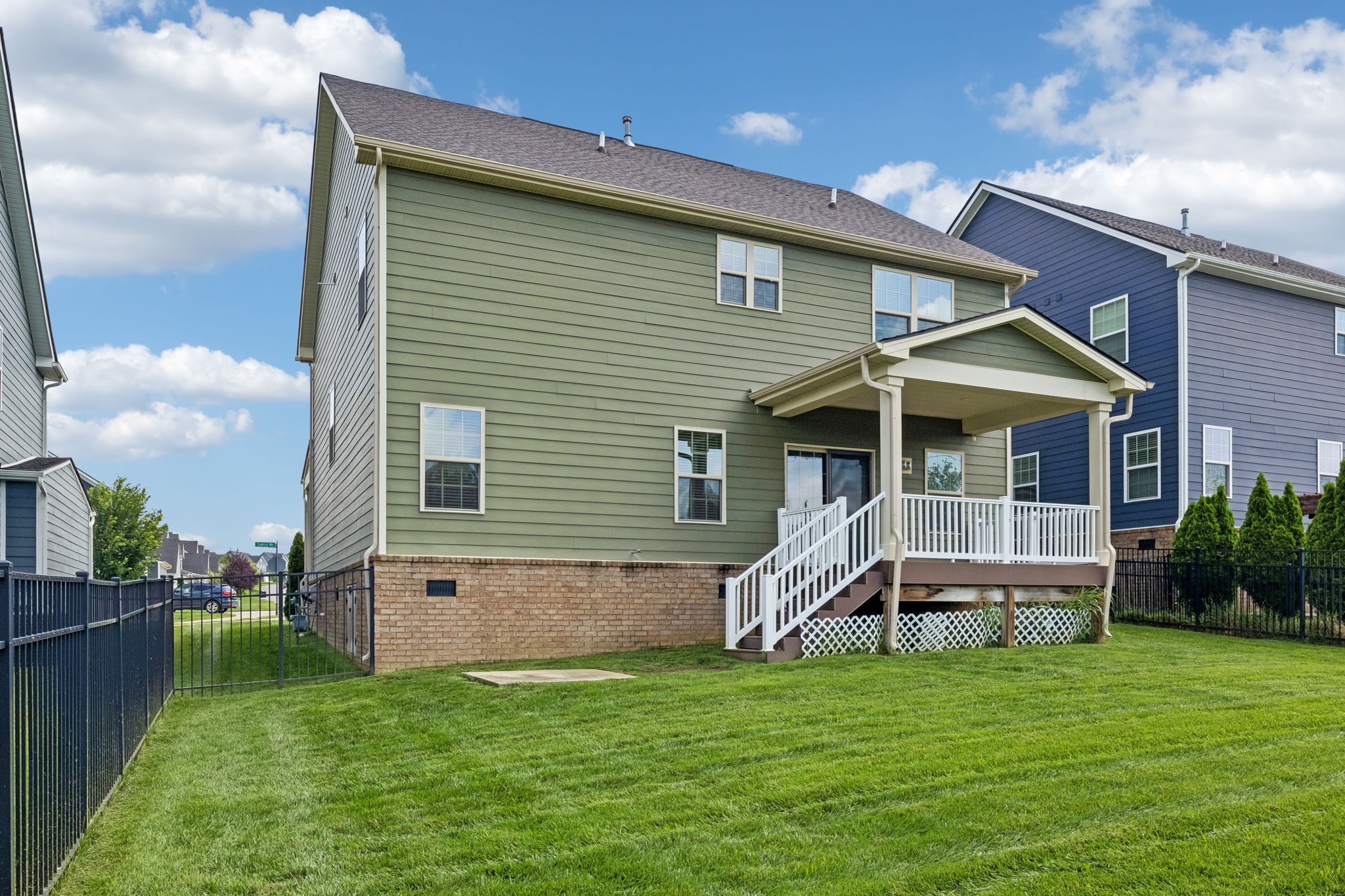 659 Castle Rd