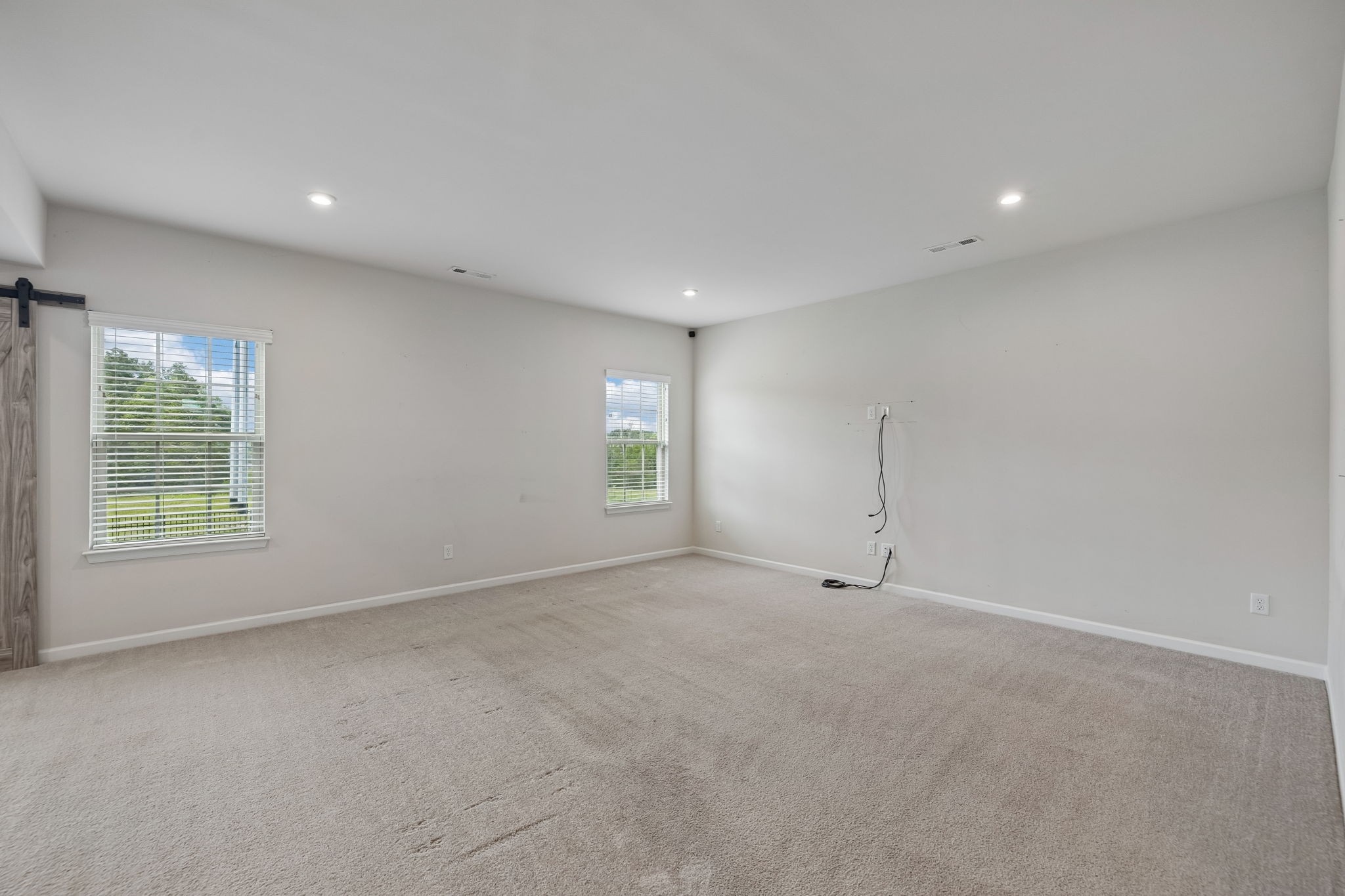 659 Castle Rd