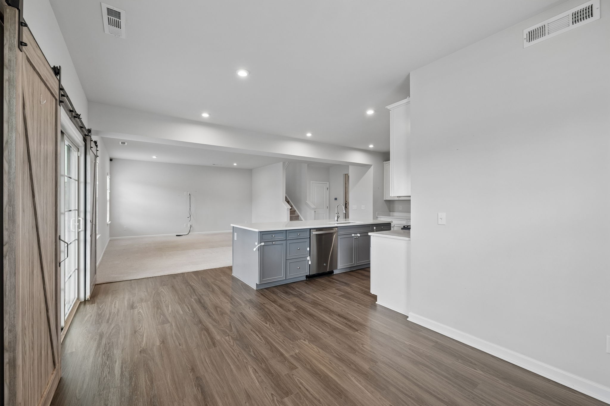 659 Castle Rd