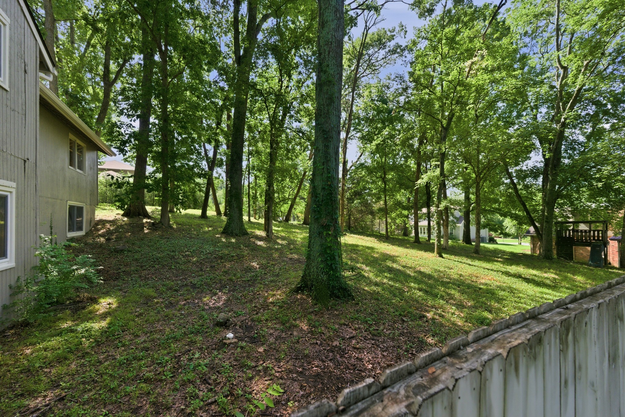 657 Sneed Rd, W