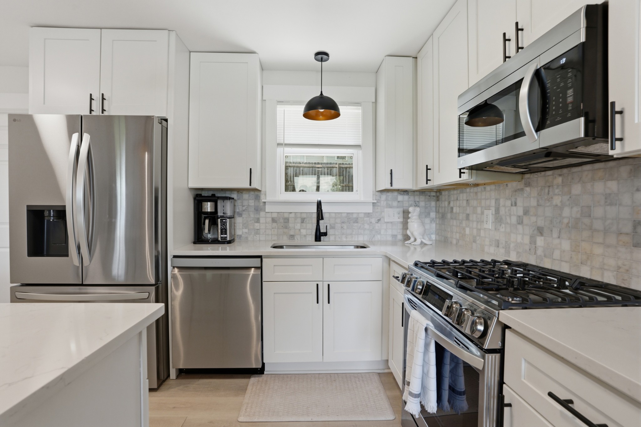 628 Maplewood Ln