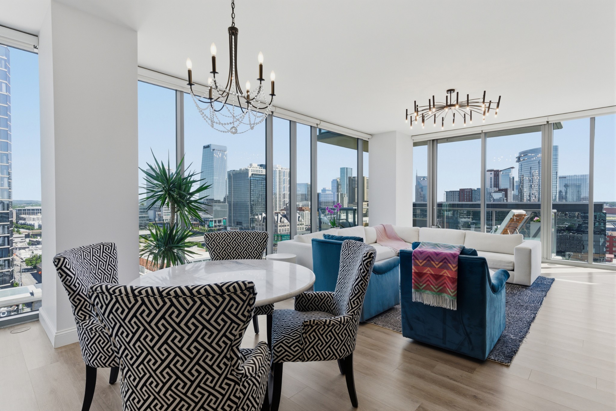 1212 Laurel St Unit: 1202
